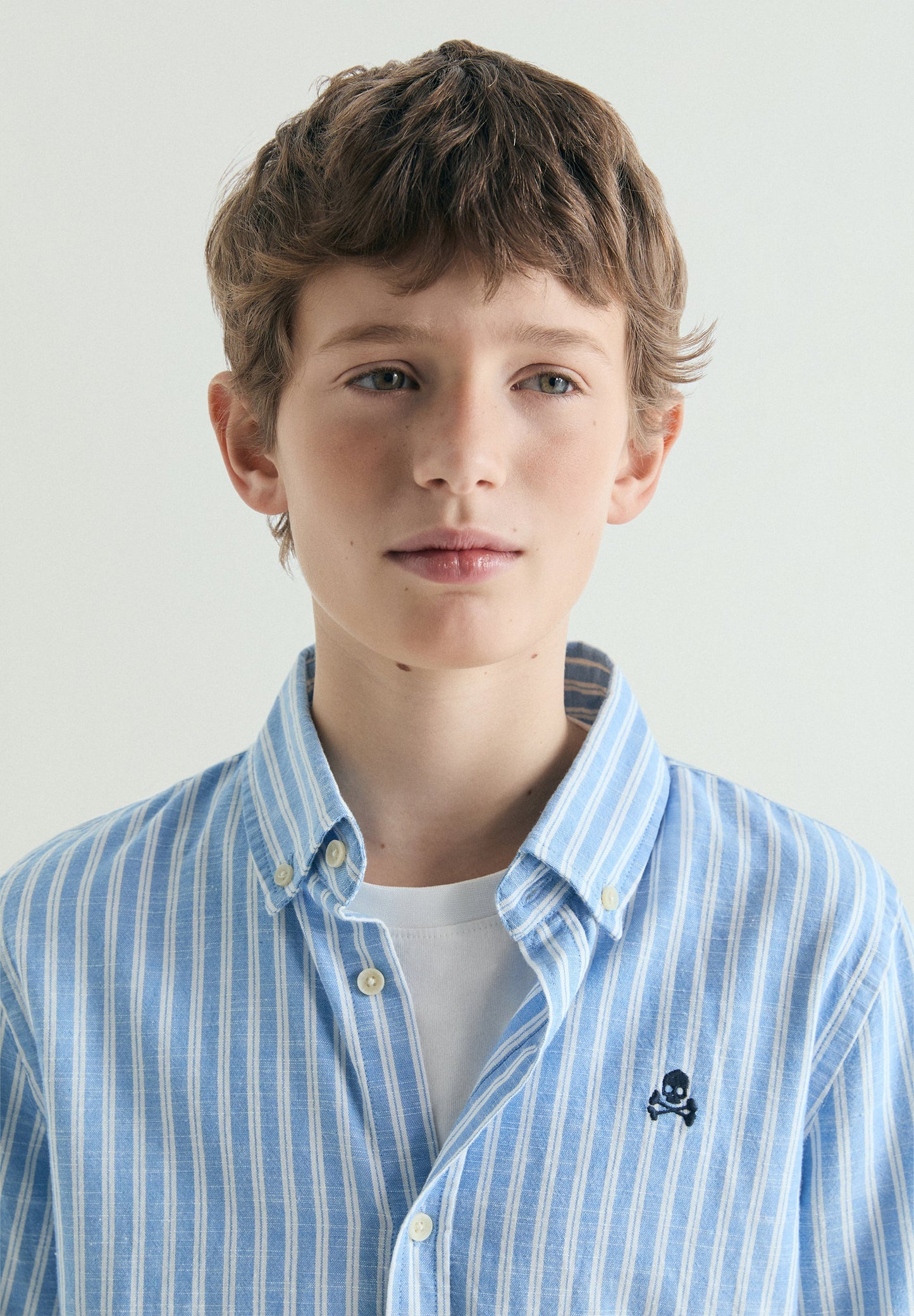 CAMISA ÀS RISCAS REGULAR FIT
