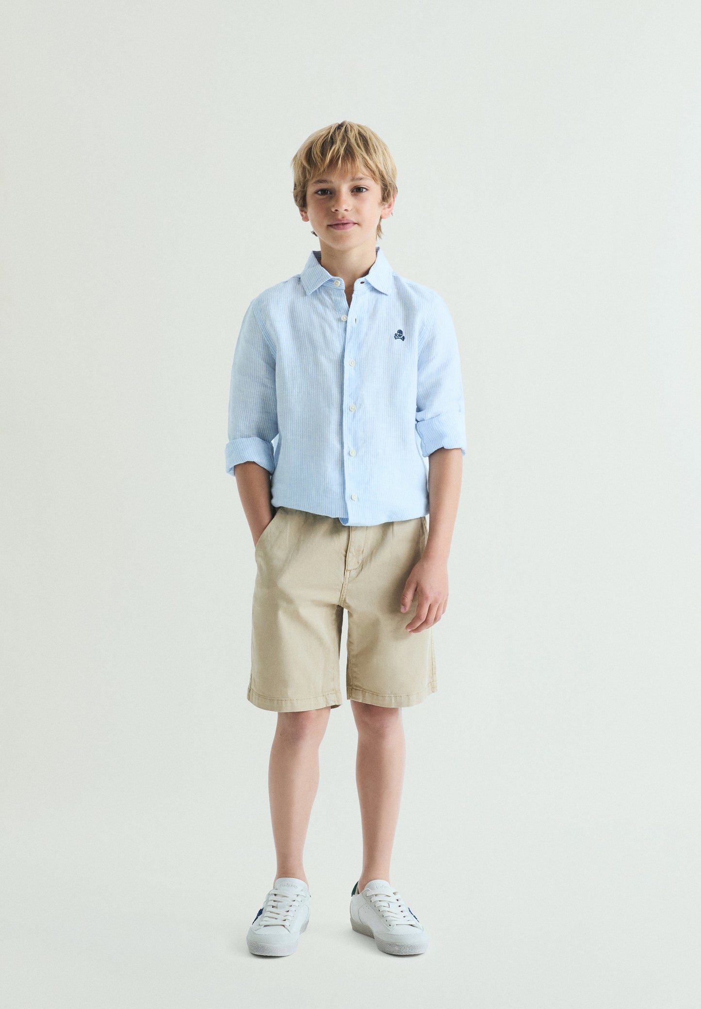 CAMISA DE LINHO ÀS RISCAS