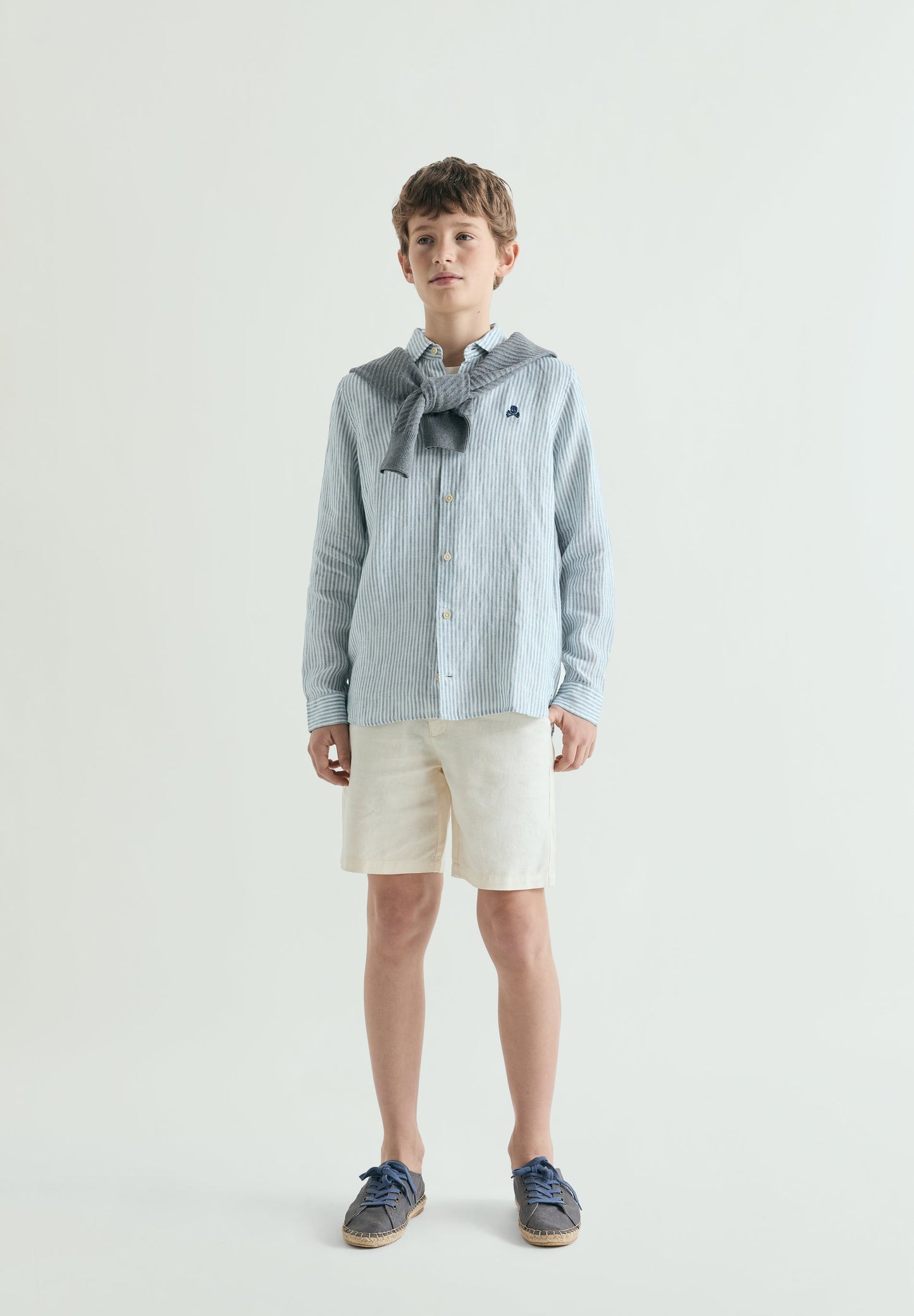 CAMISA DE LINHO ÀS RISCAS