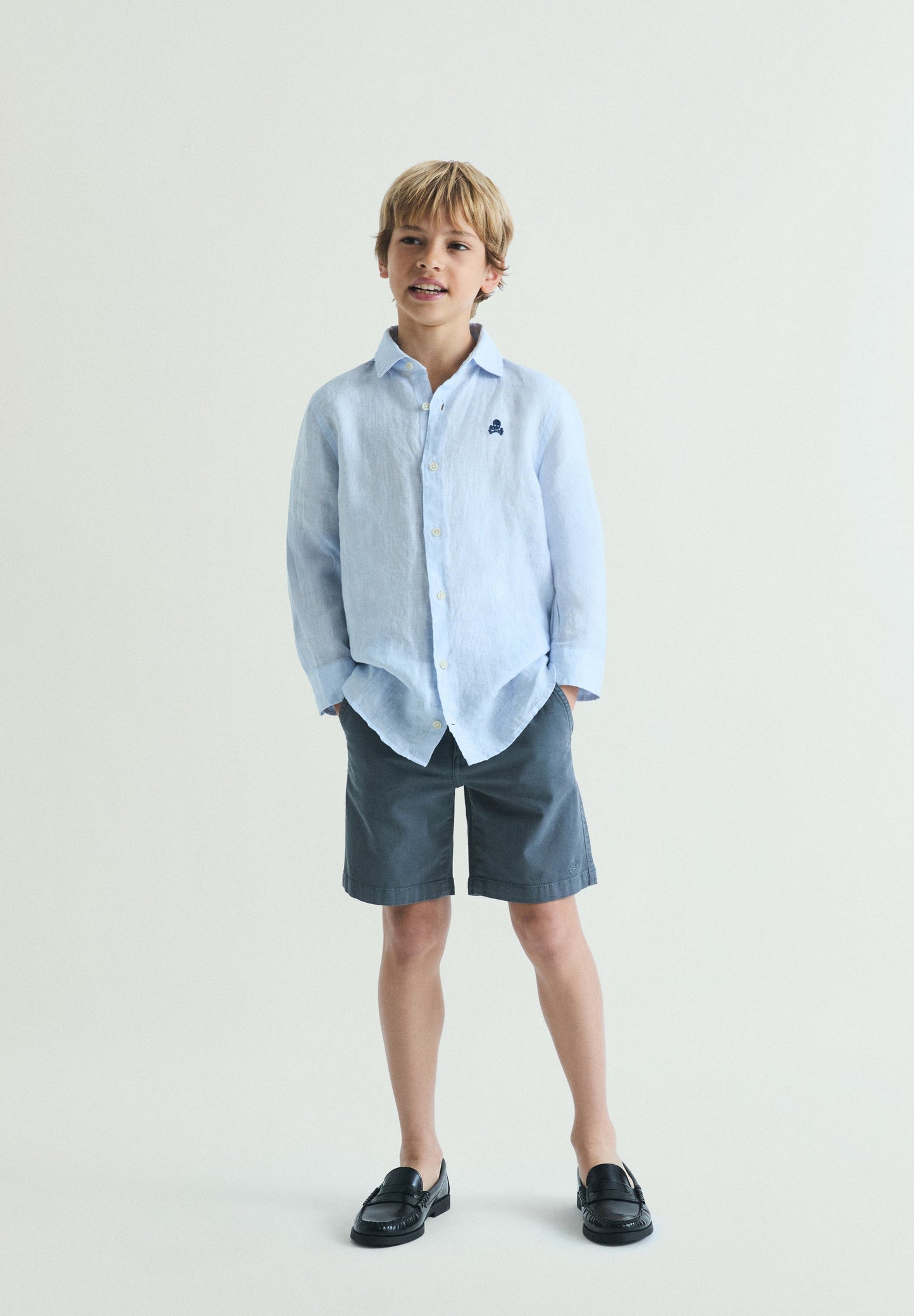 CAMISA DE LINHO ÀS RISCAS