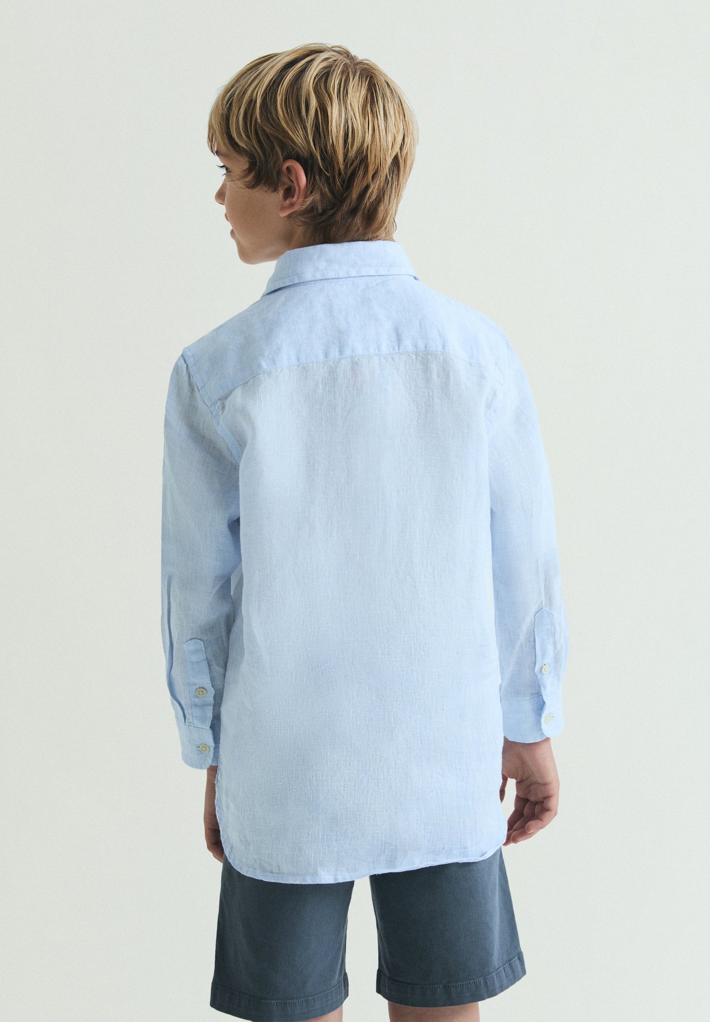 CAMISA DE LINHO ÀS RISCAS