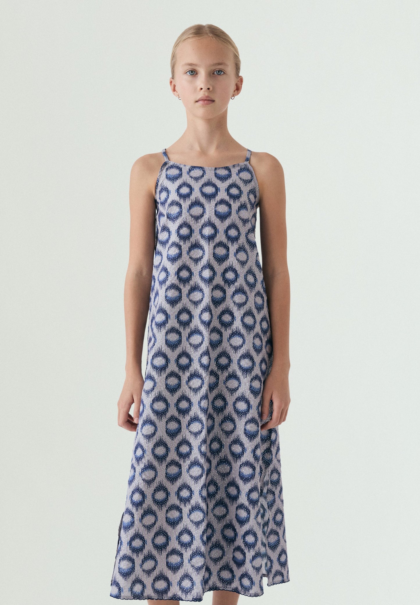 VESTIDO MIDI COM PADRÃO