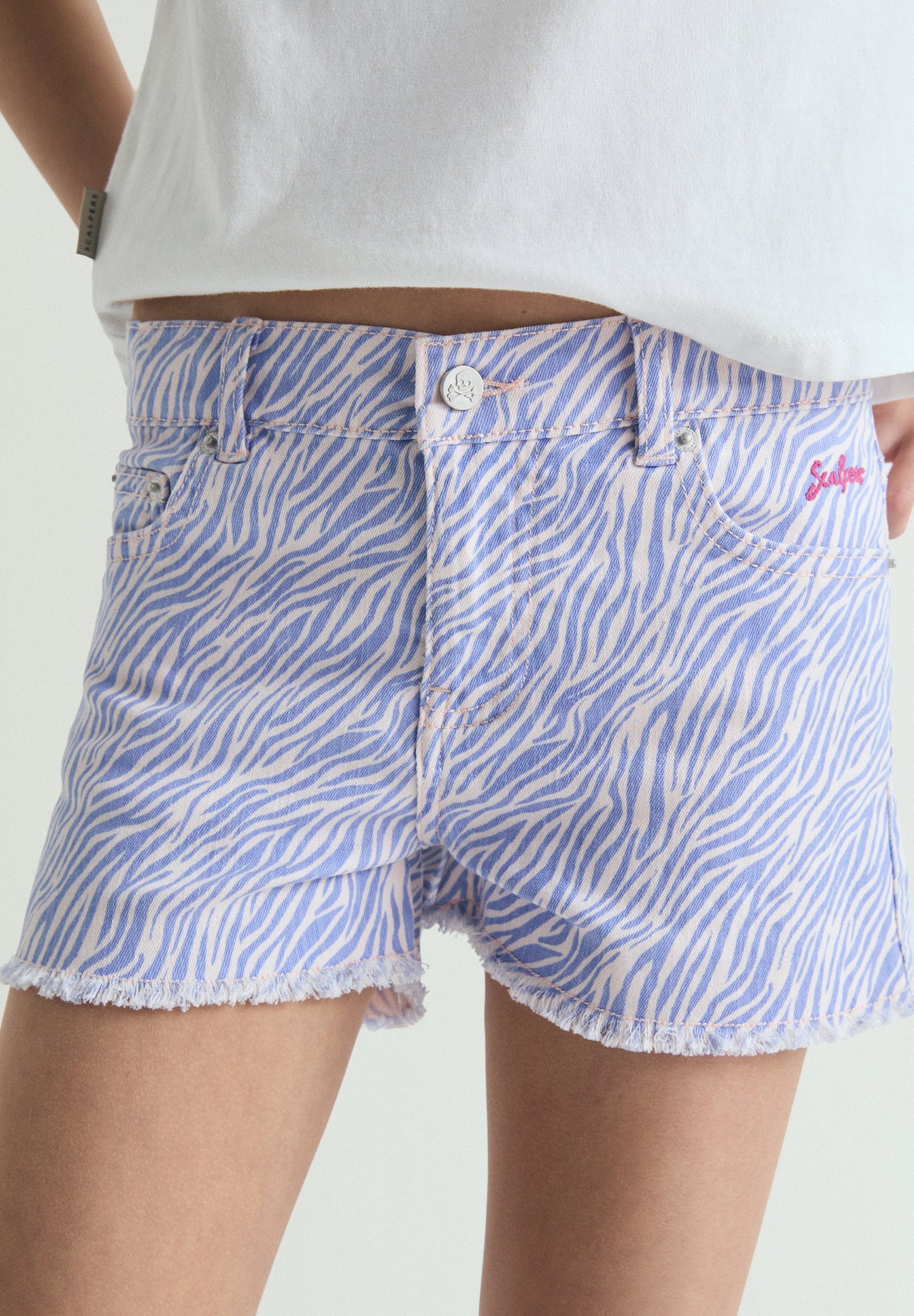 CALÇÕES COM ESTAMPADO ANIMAL