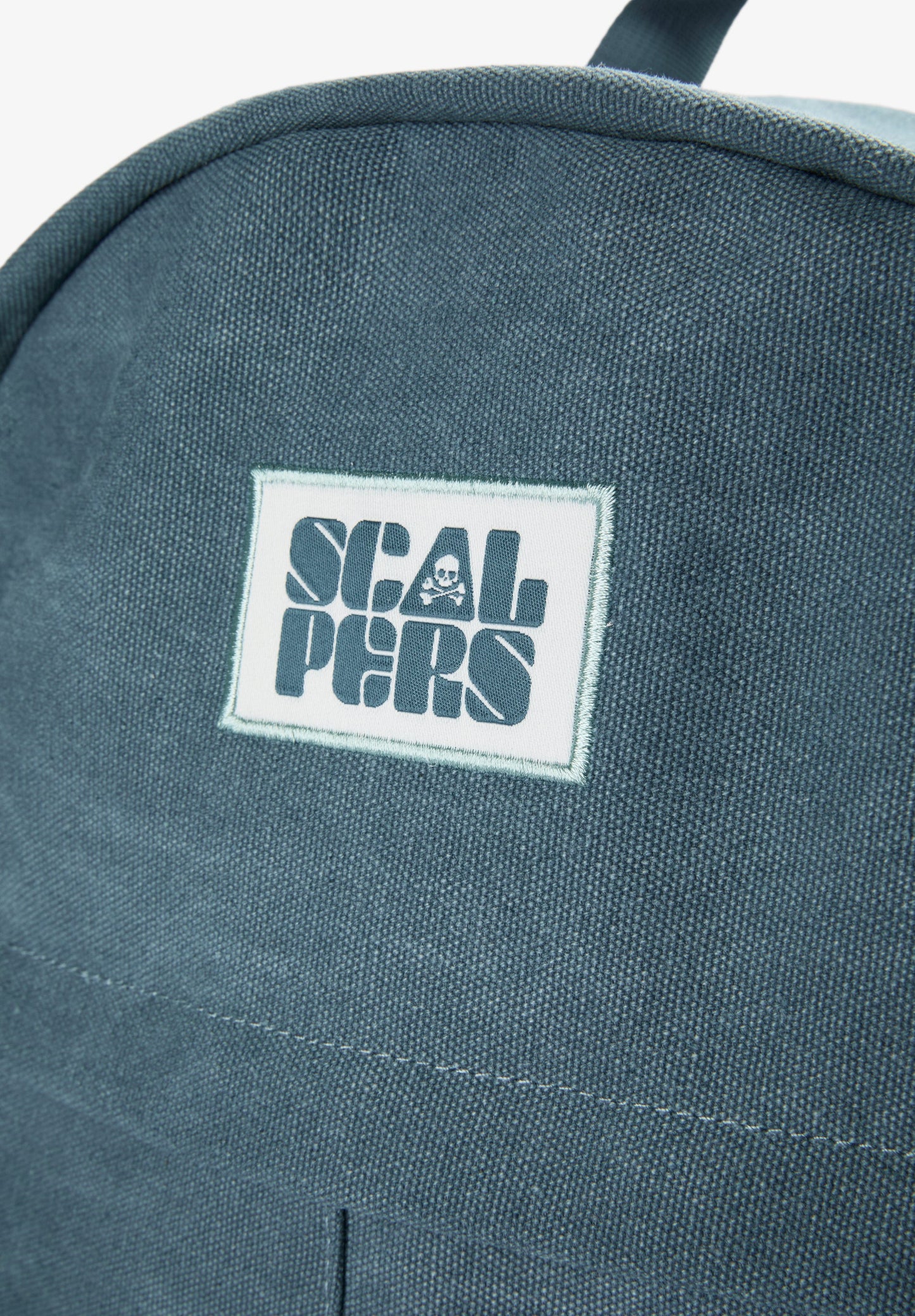 MOCHILA CANVAS COM REMENDO