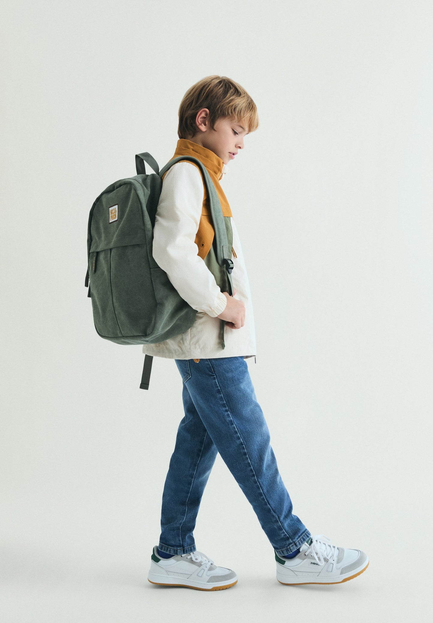 MOCHILA CANVAS COM REMENDO