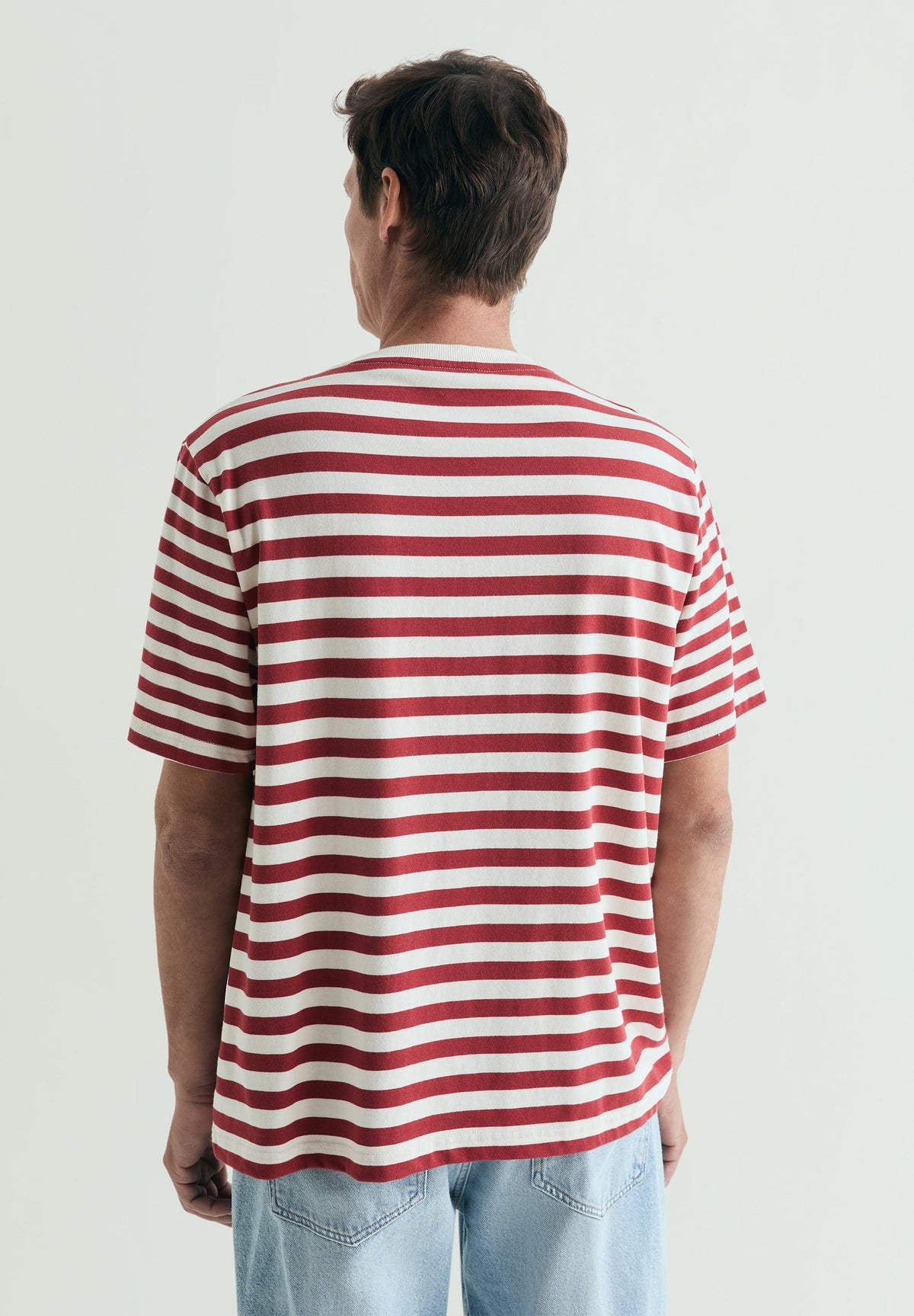 T-SHIRT ÀS RISCAS COM CONTRASTE