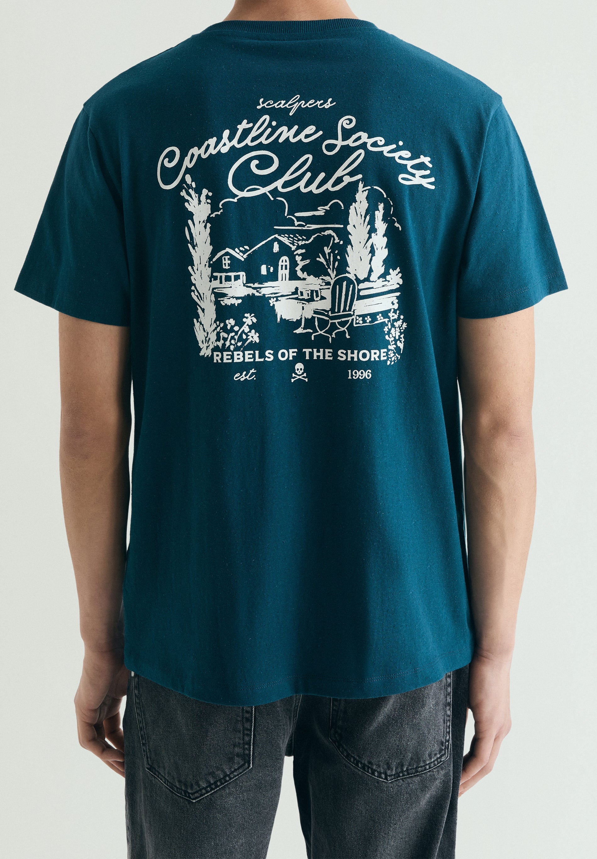 T-SHIRT COM PADRÃO EM CONTRASTE