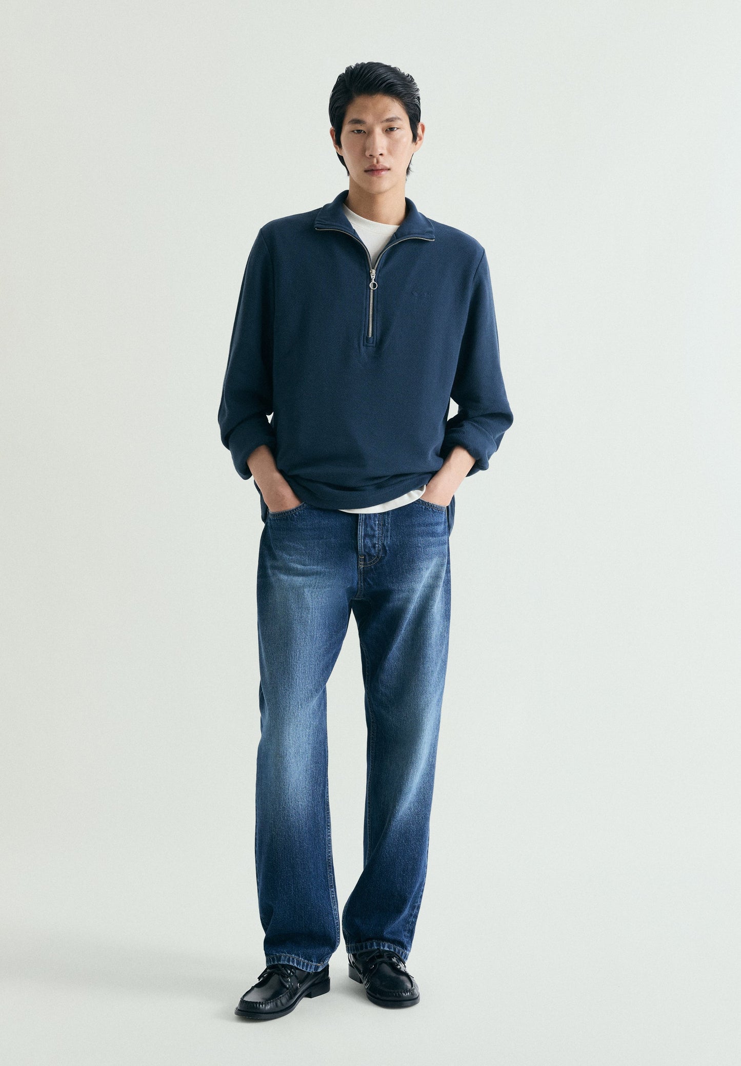 SWEATSHIRT COM MEIO FECHO