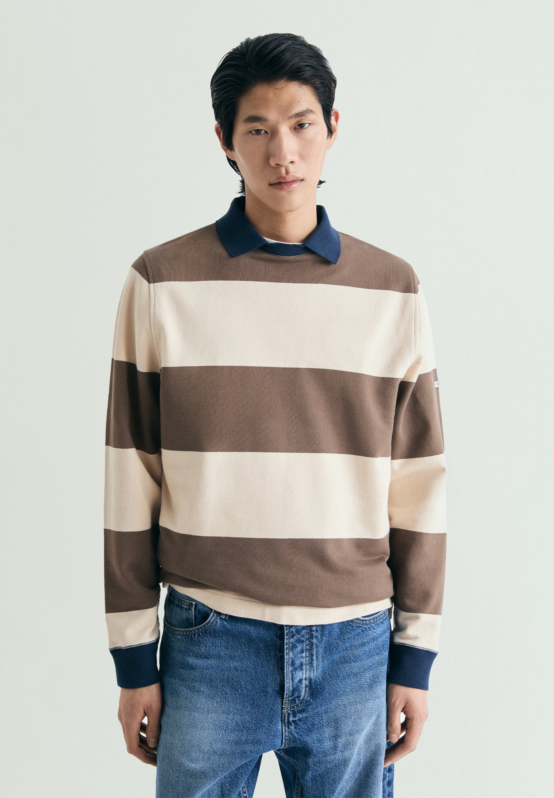 SWEATSHIRT ÀS RISCAS COM GOLA EM CONTRASTE