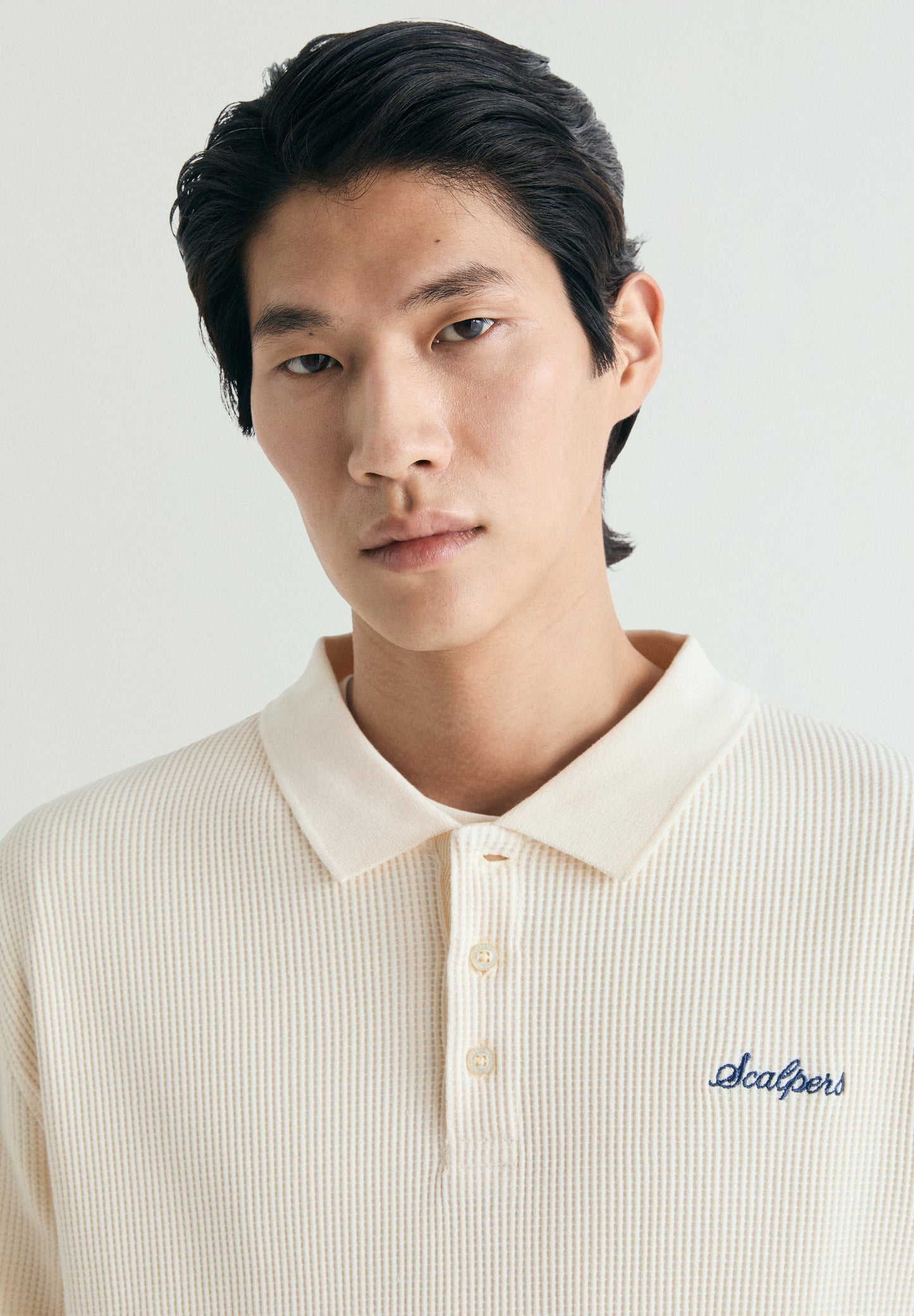 SWEATSHIRT ESTILO CAMISA POLO WAFFLE