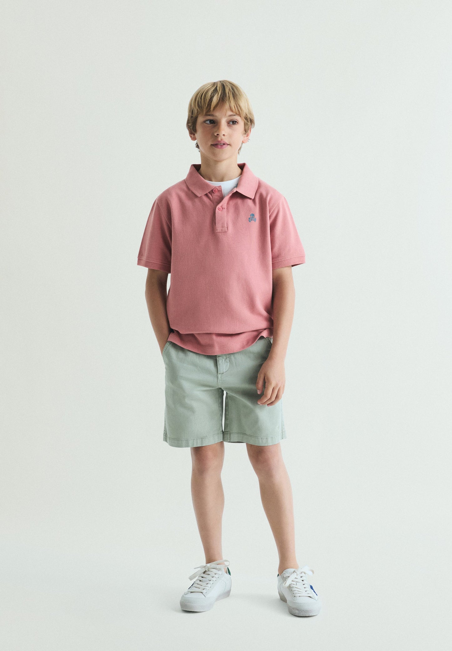 CAMISA POLO BÁSICA COM SKULL
