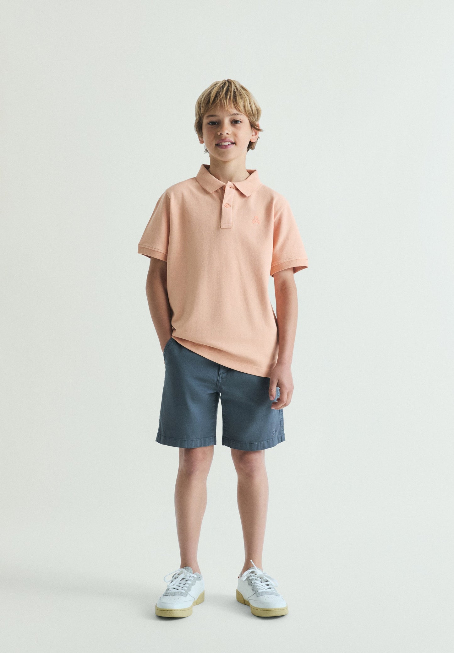 CAMISA POLO BÁSICA COM SKULL