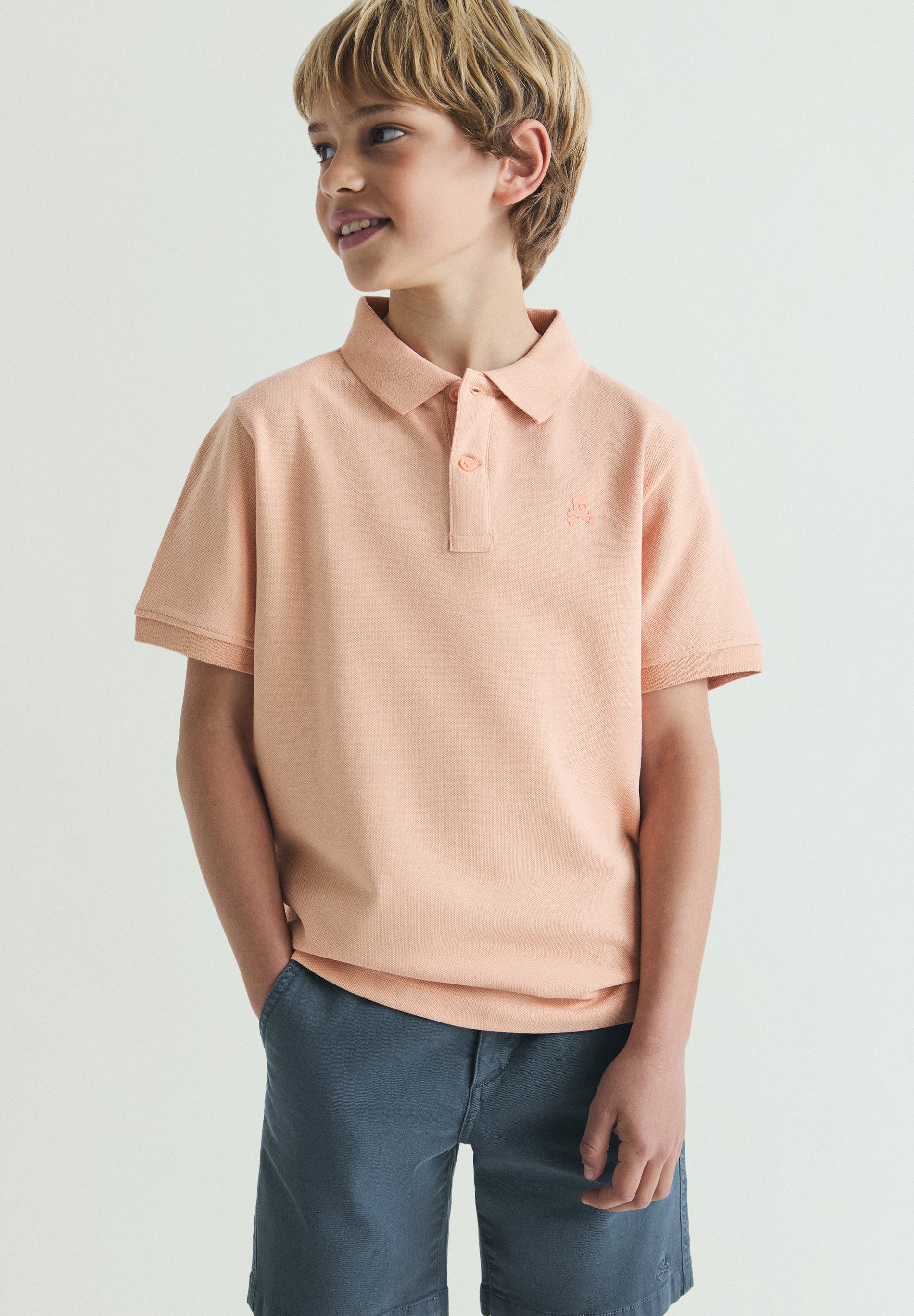 CAMISA POLO BÁSICA COM SKULL