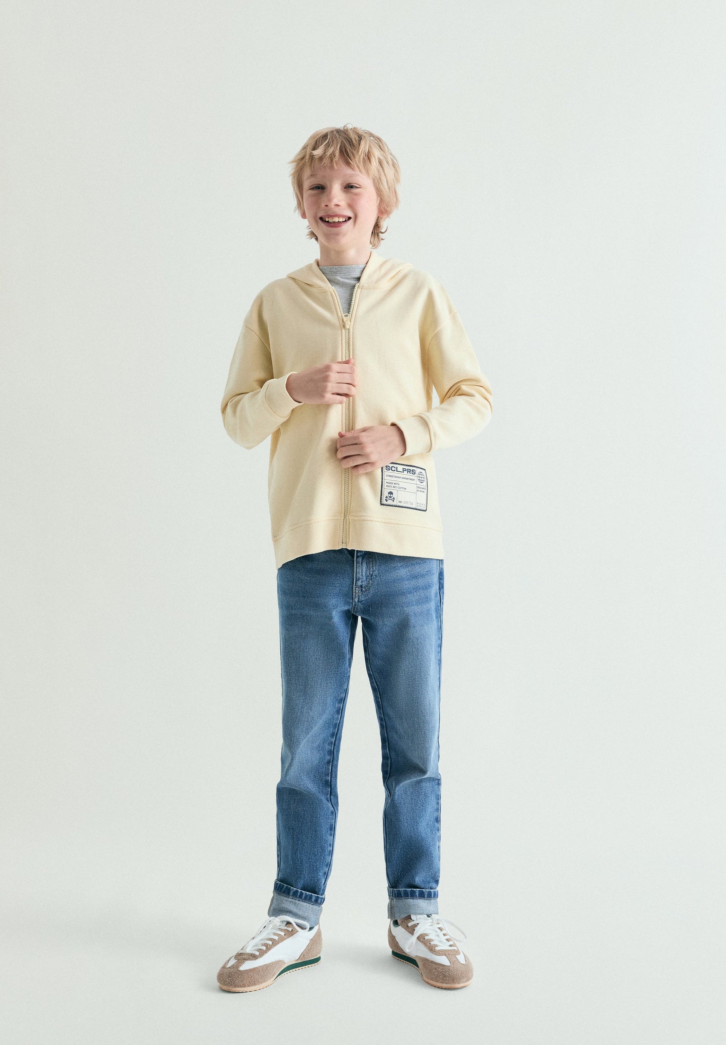 SWEATSHIRT COM CAPUZ E SKULL