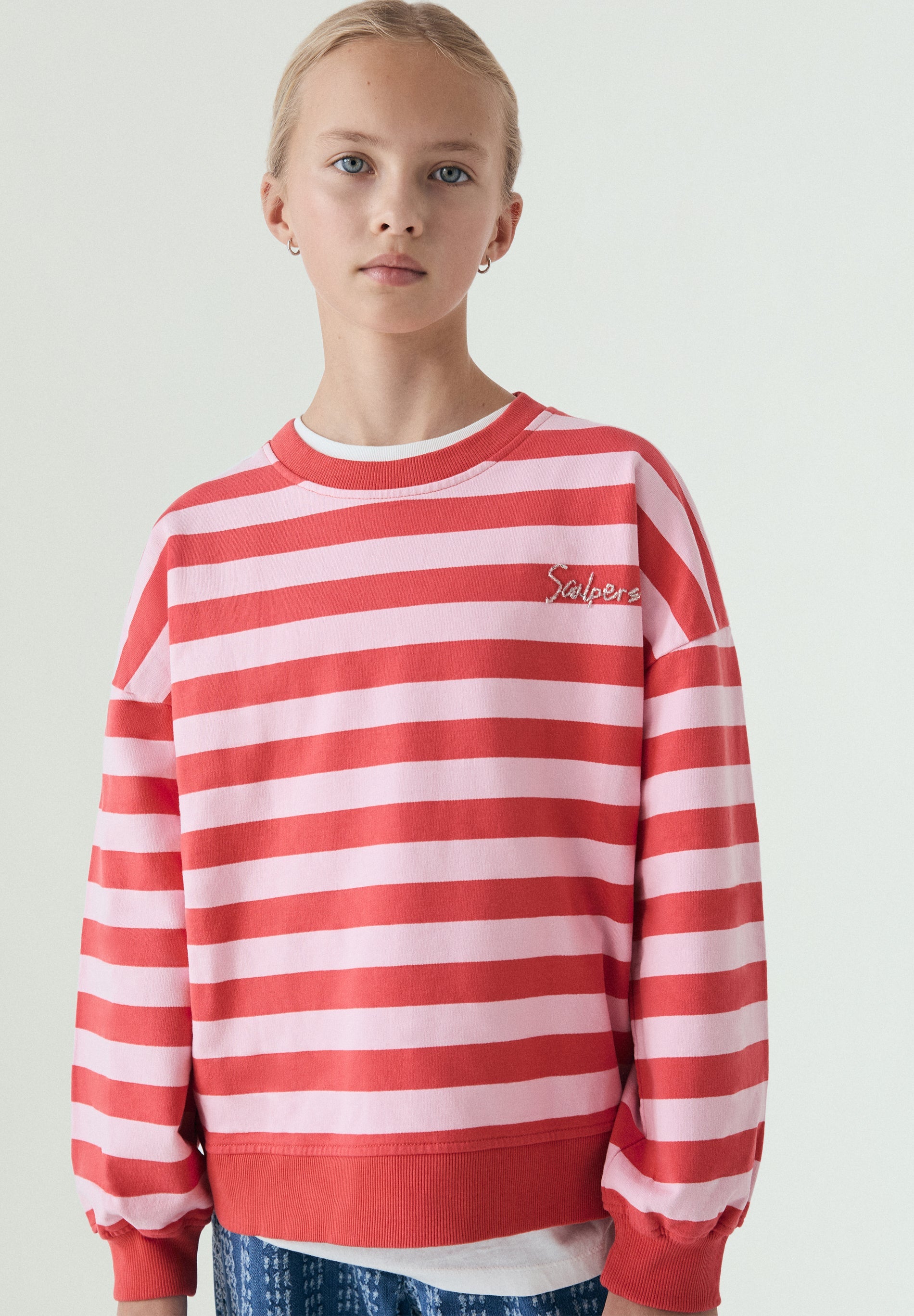 SWEATSHIRT ÀS RISCAS RELAXED