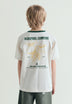 T-SHIRT COM GOLA EM CONTRASTE
