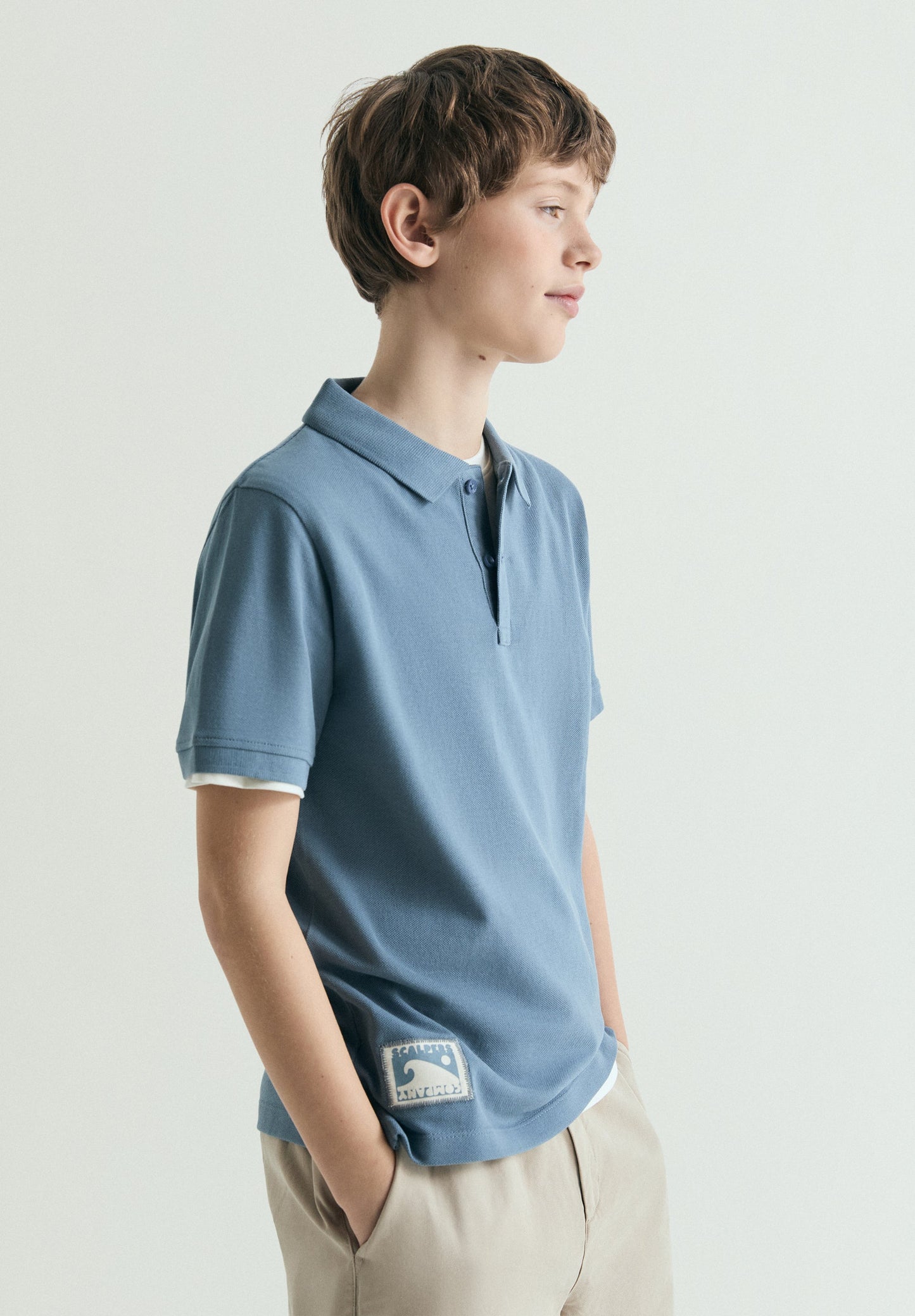 CAMISA POLO SKULL BORDADA EM CONTRASTE