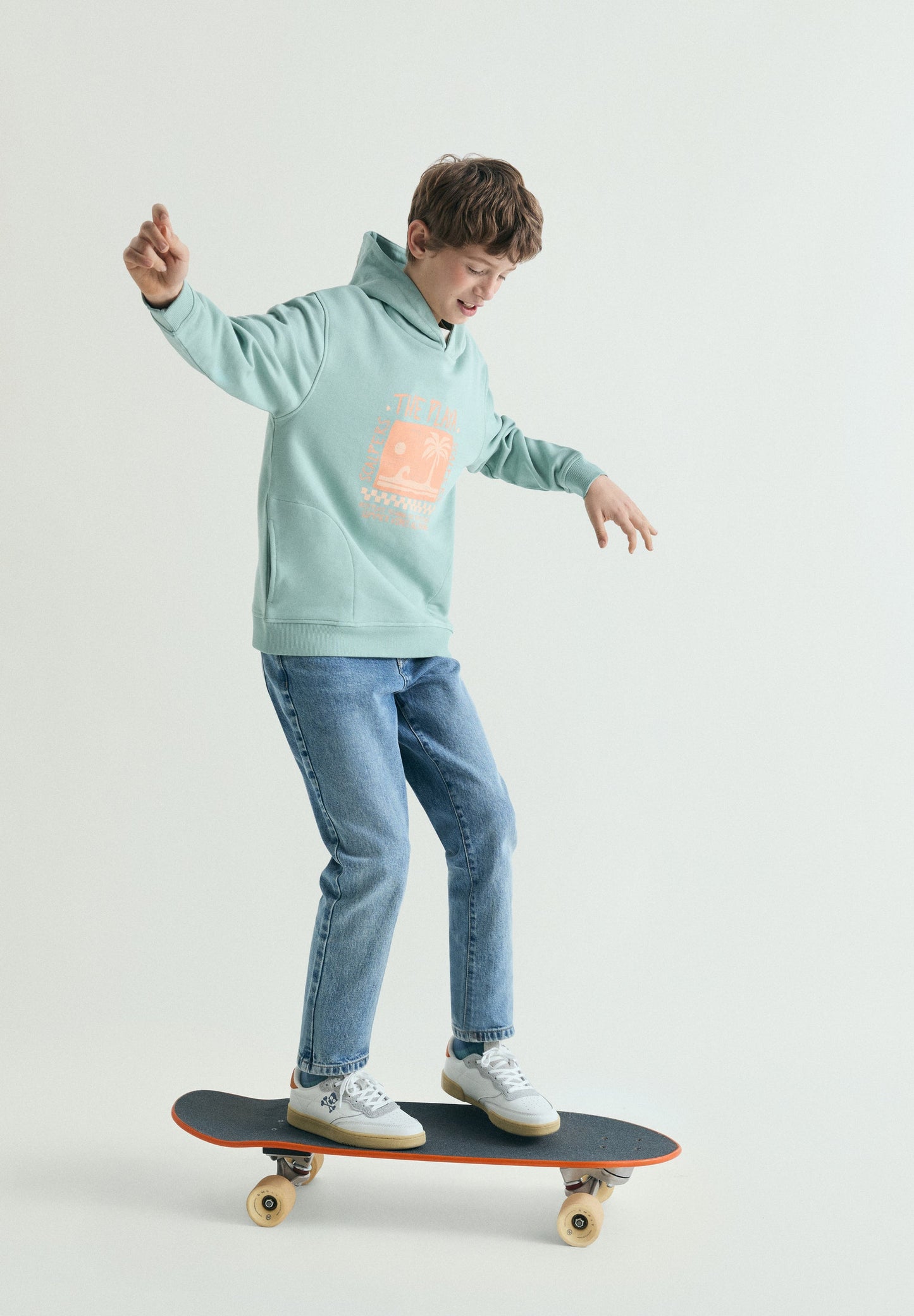SWEATSHIRT COM CAPUZ COM PADRÃO PRAIA