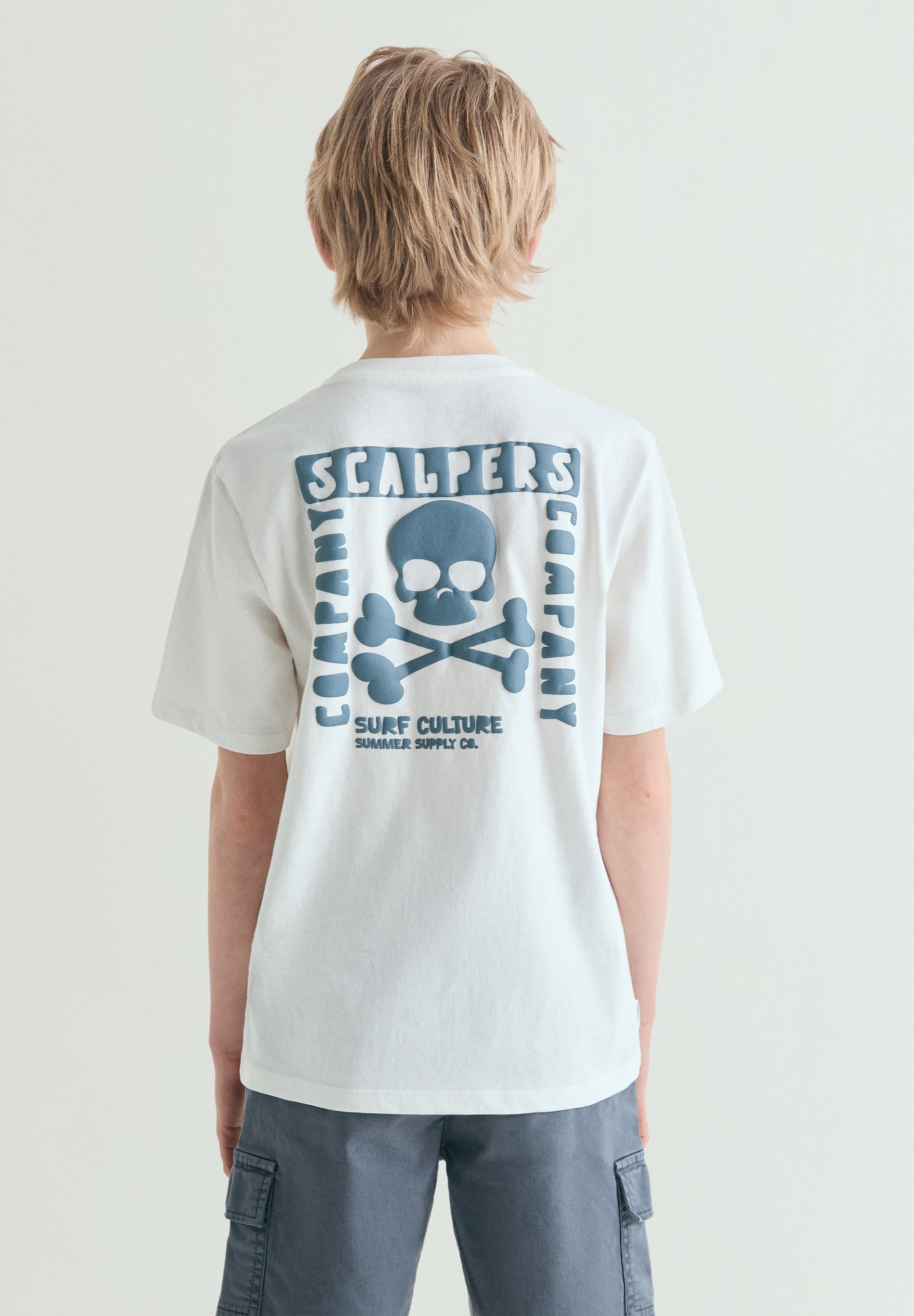 T-SHIRT ESTAMPADA COM LOGÓTIPO