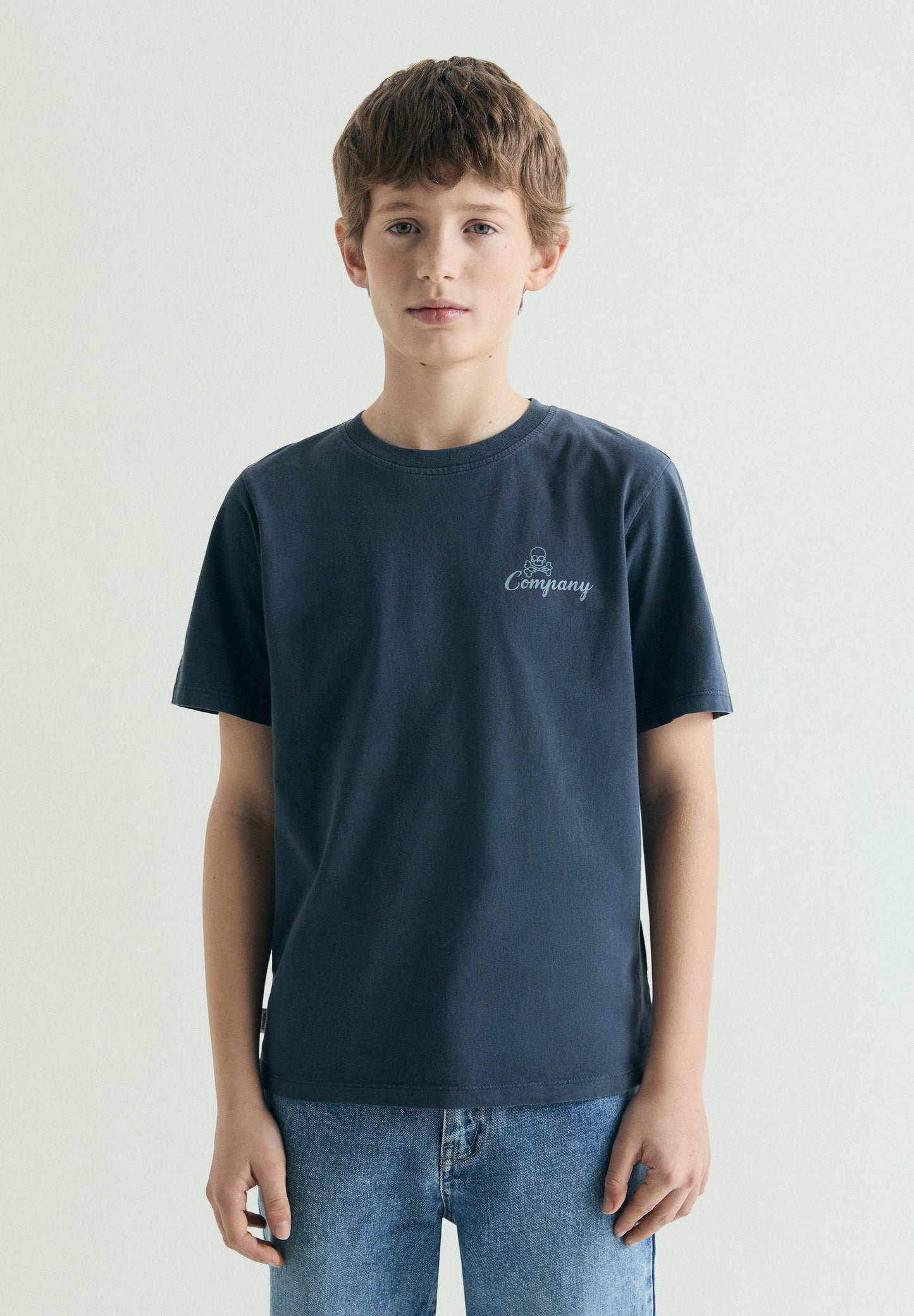 T-SHIRT PADRÃO TRASEIRO