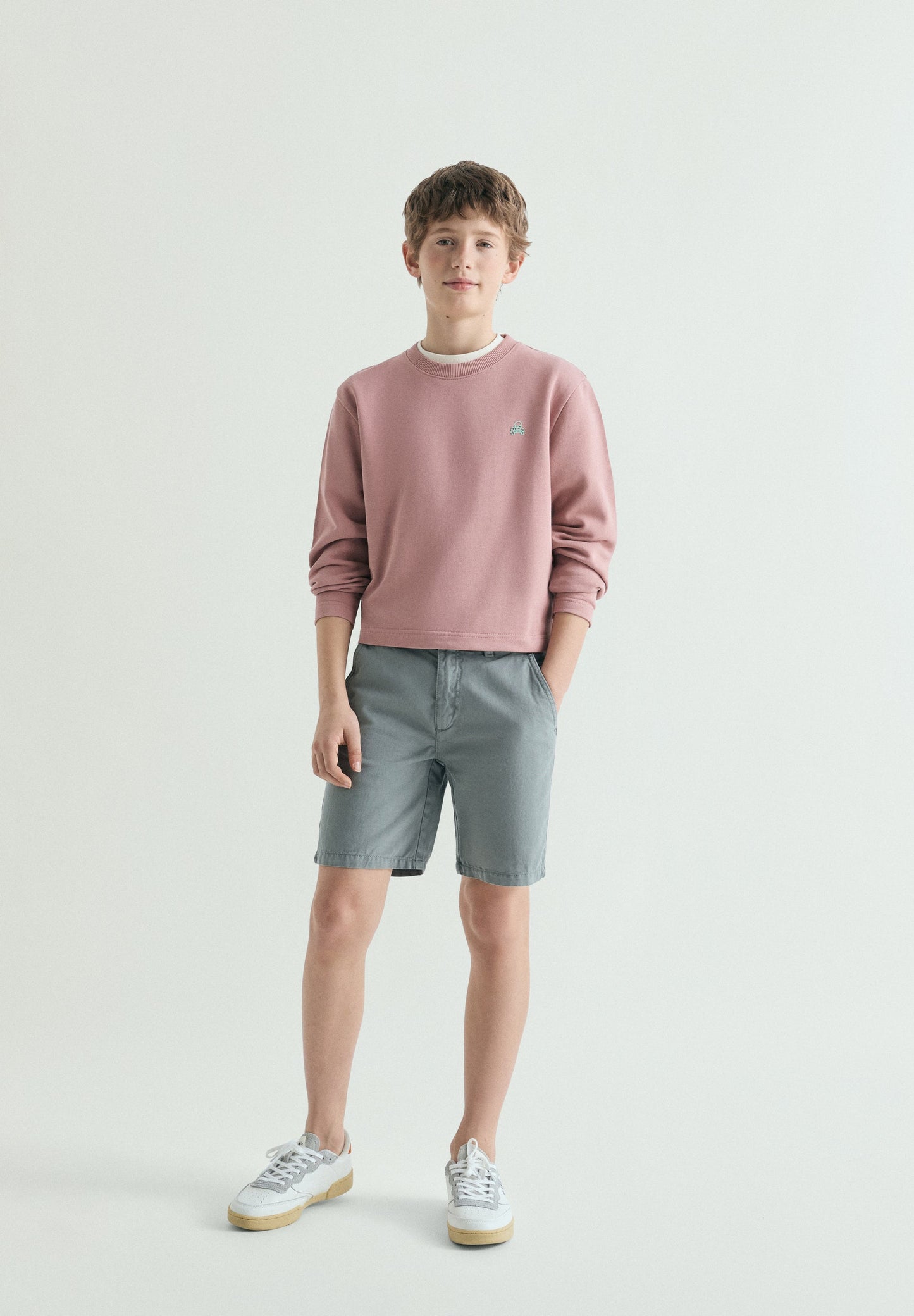 SWEATSHIRT COM PADRÃO ATRÁS