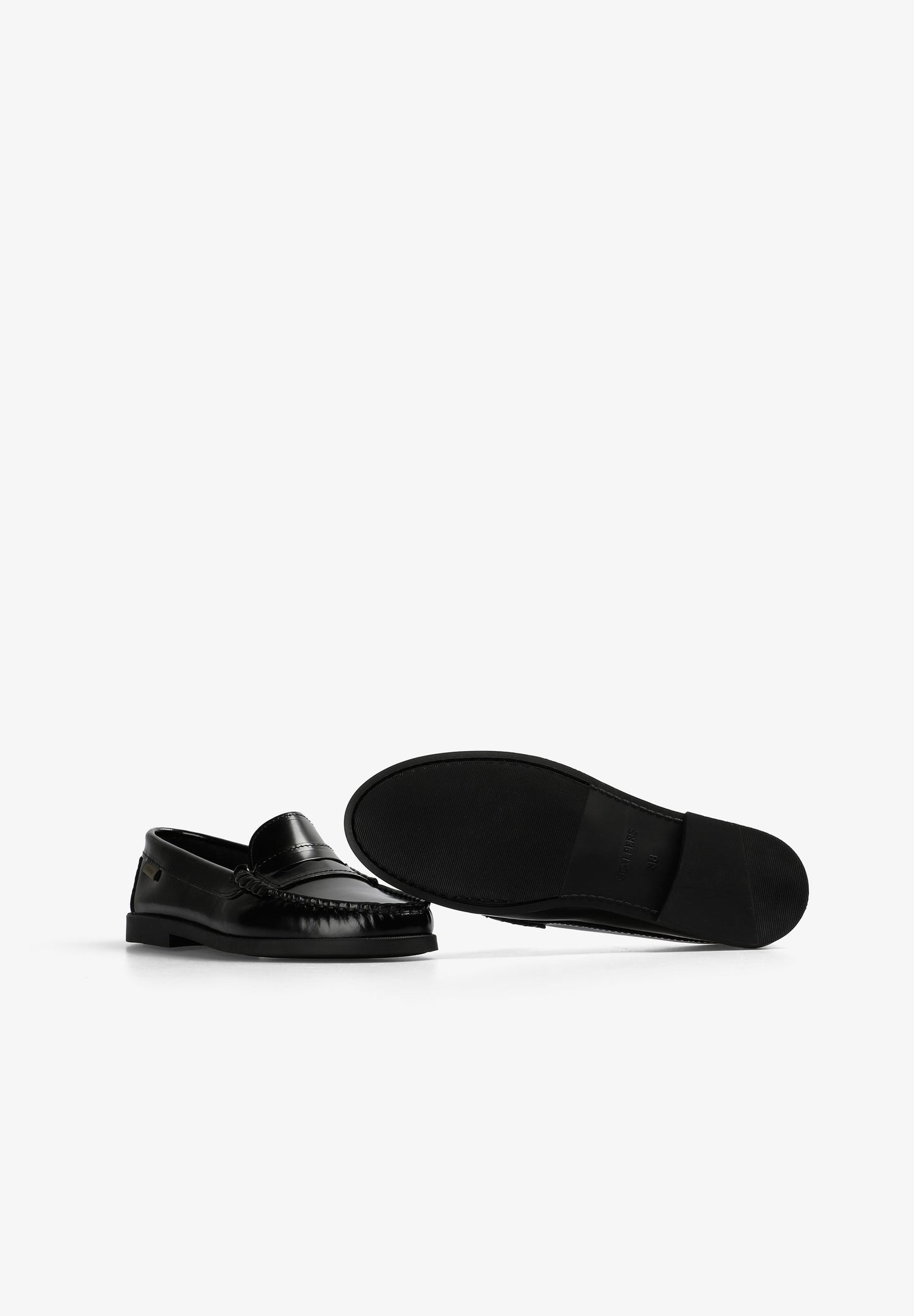 MOCASSINS CLÁSSICOS DE PELE