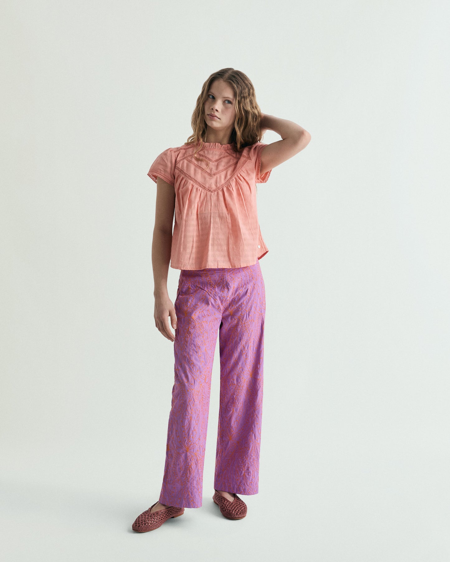 BLUSA DE ALGODÃO COM BORDADOS