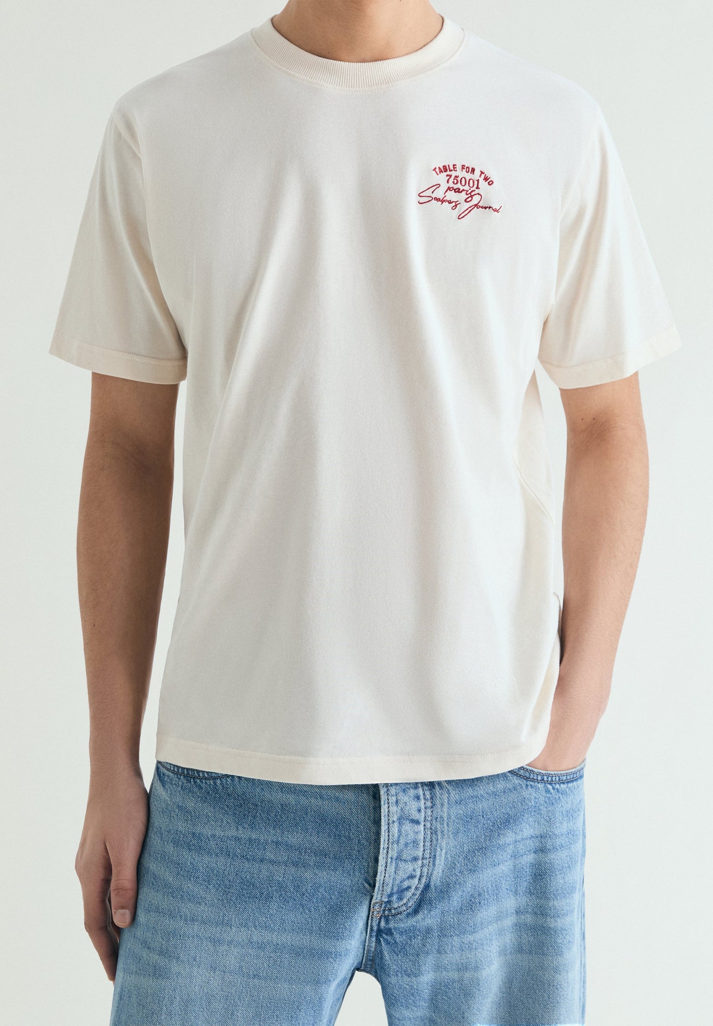 T-SHIRT PADRÃO PARIS