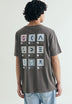 T-SHIRT COM PADRÃO COM EFEITO DESBOTADO