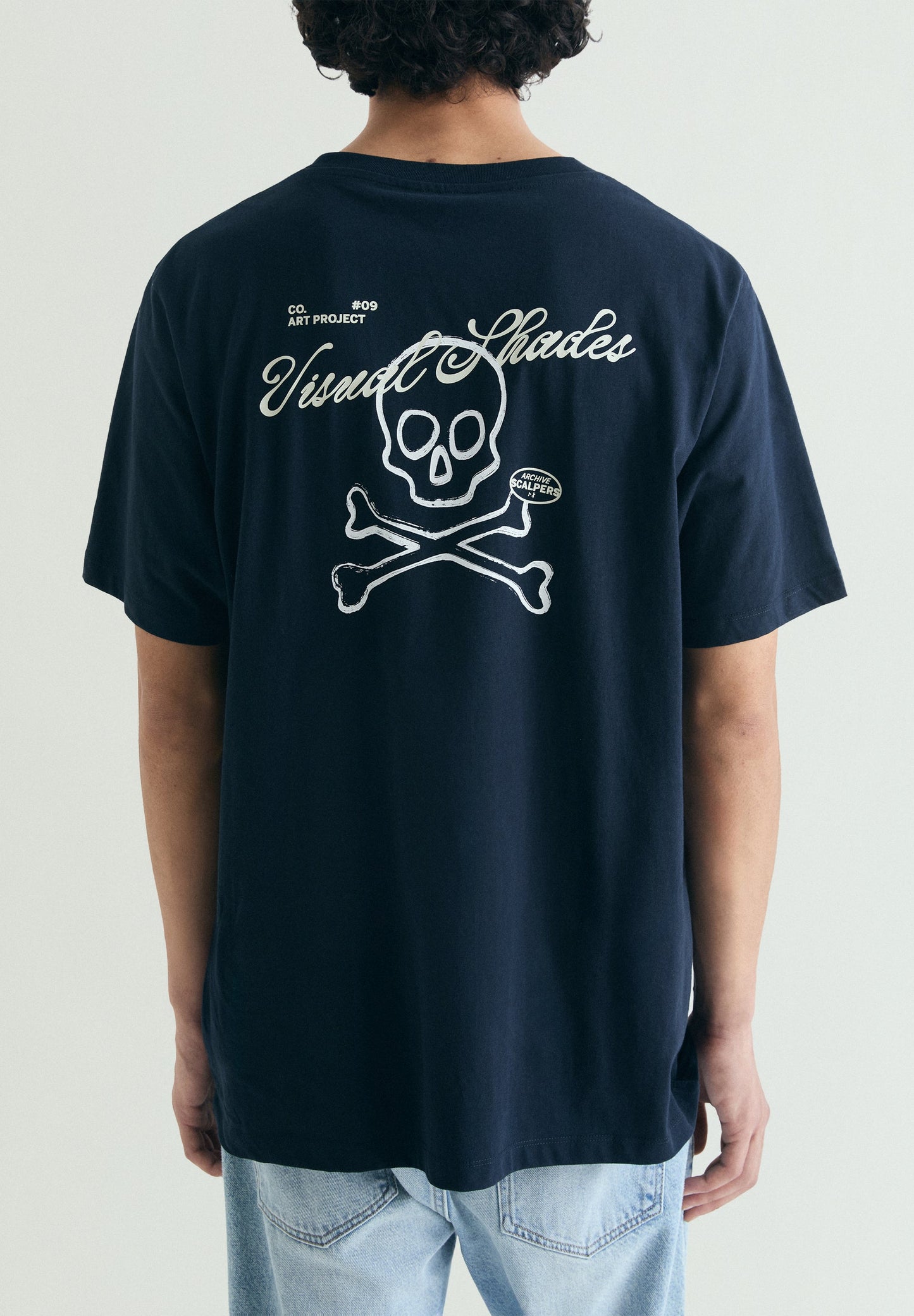 T-SHIRT COM PADRÃO RELAXED FIT