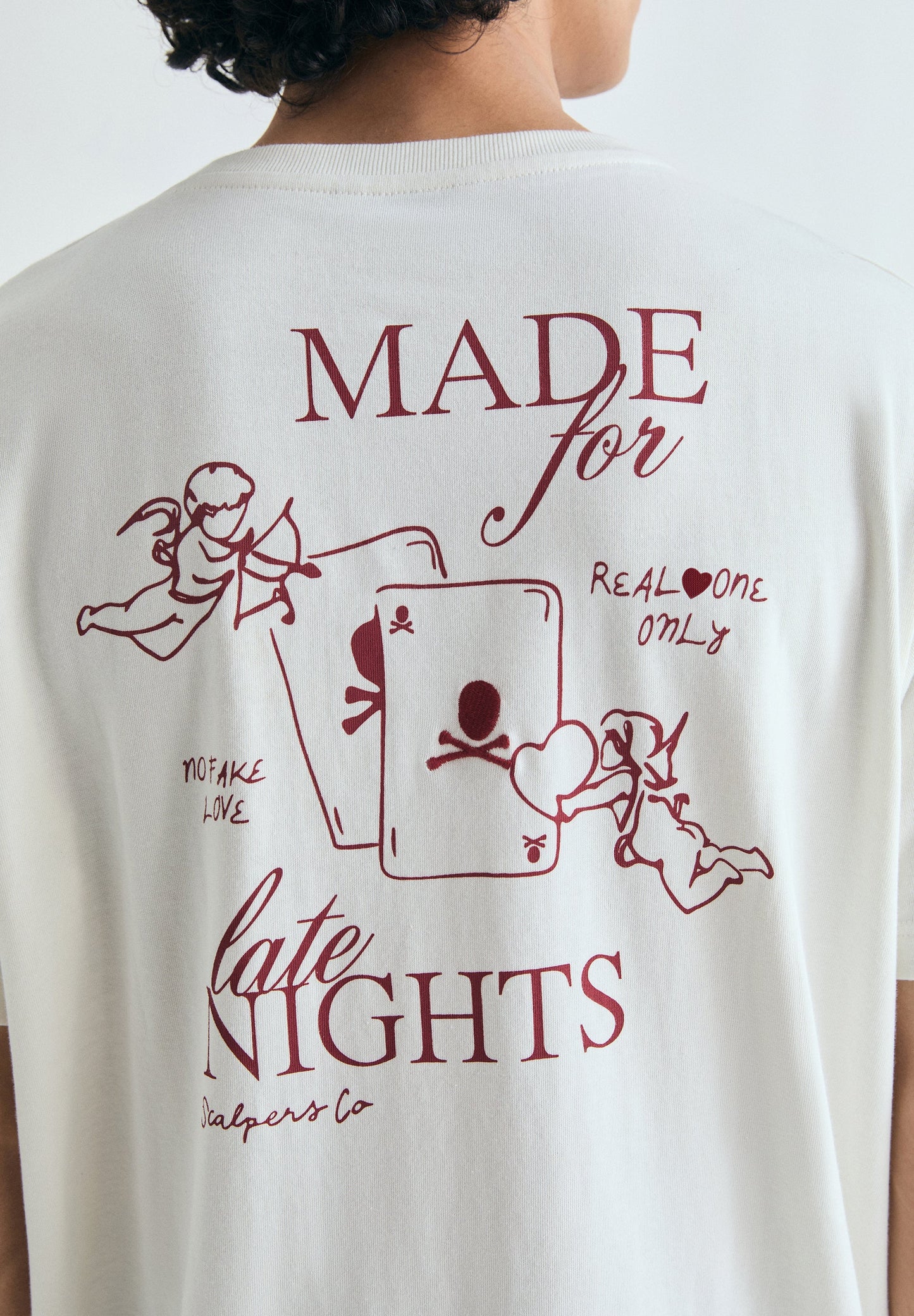 T-SHIRT COM PADRÃO MADE FOR LATE NIGHTS