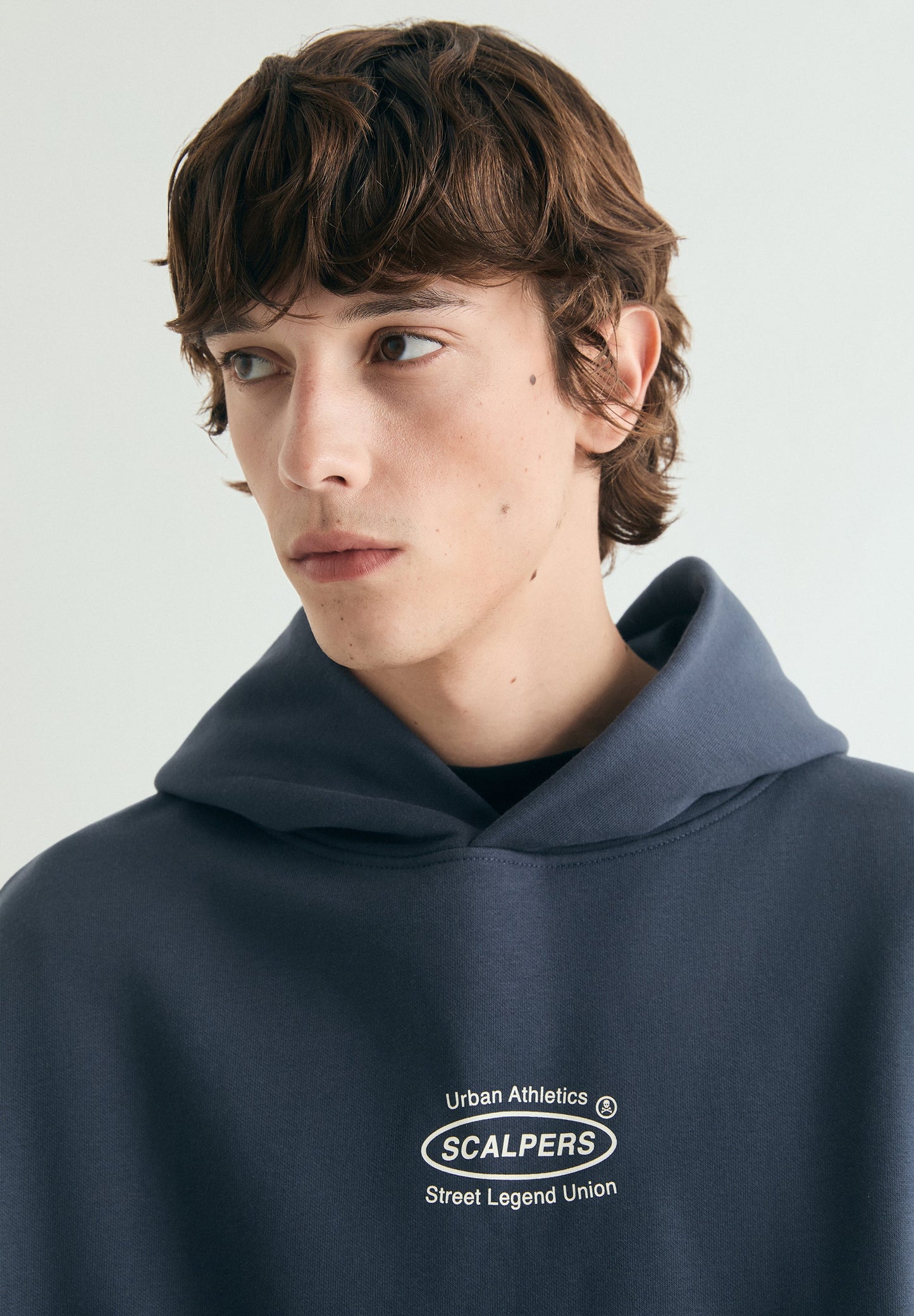 SWEATSHIRT COM CAPUZ OVERSIZE