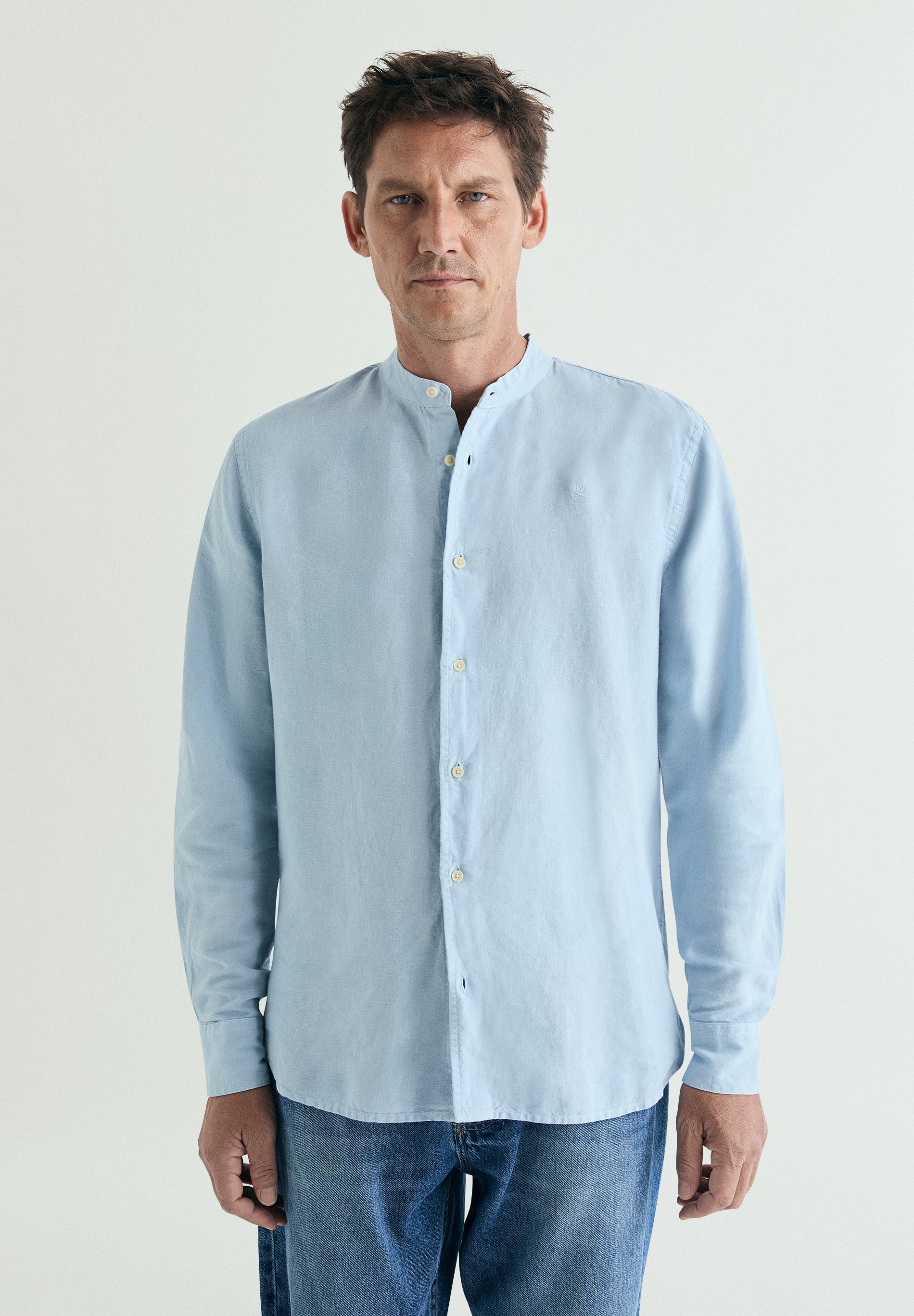 CAMISA DE LINHO GOLA MAO