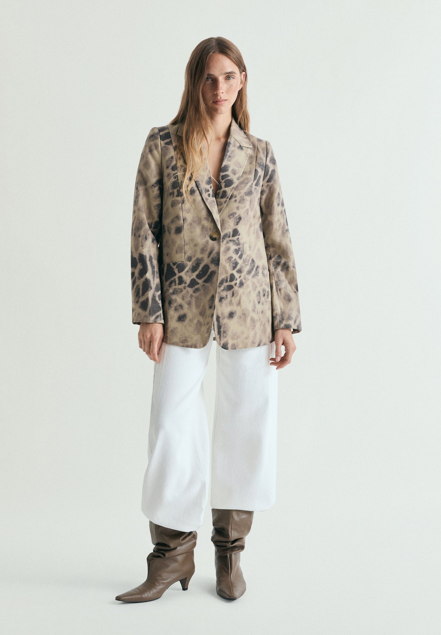 BLAZER DE LINHO COM PADRÃO