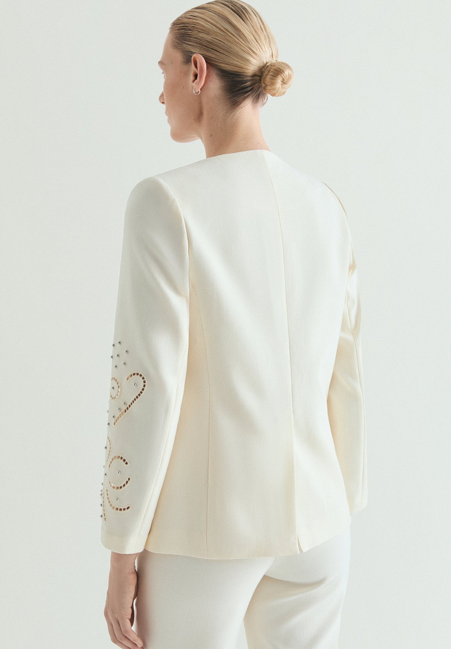BLAZER COM PORMENORES PERFURADOS
