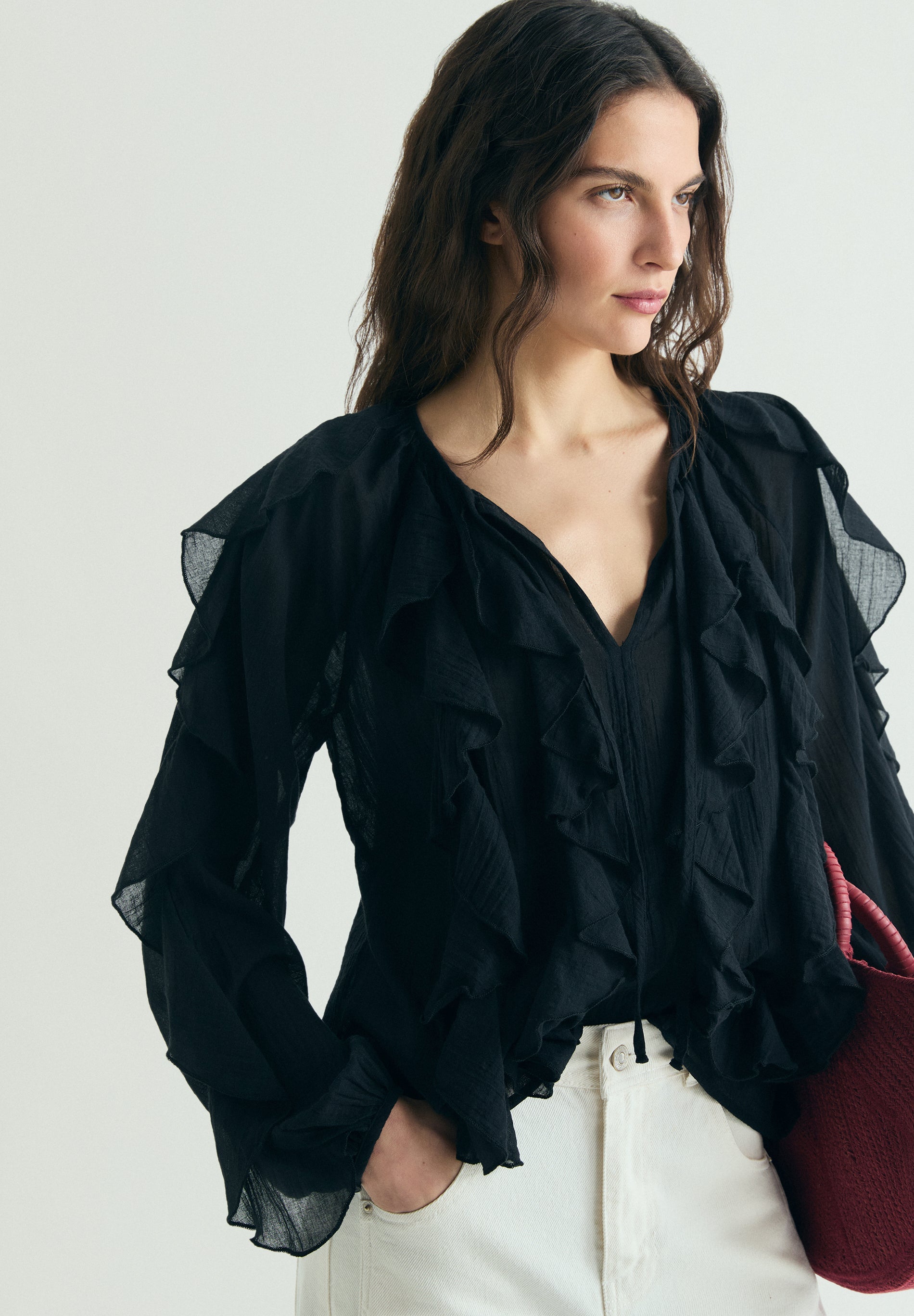BLUSA DE ALGODÃO COM FOLHOS