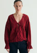 BLUSA PERFURADA COM CORAÇÕES