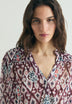 BLUSA FLUIDA COM PADRÃO
