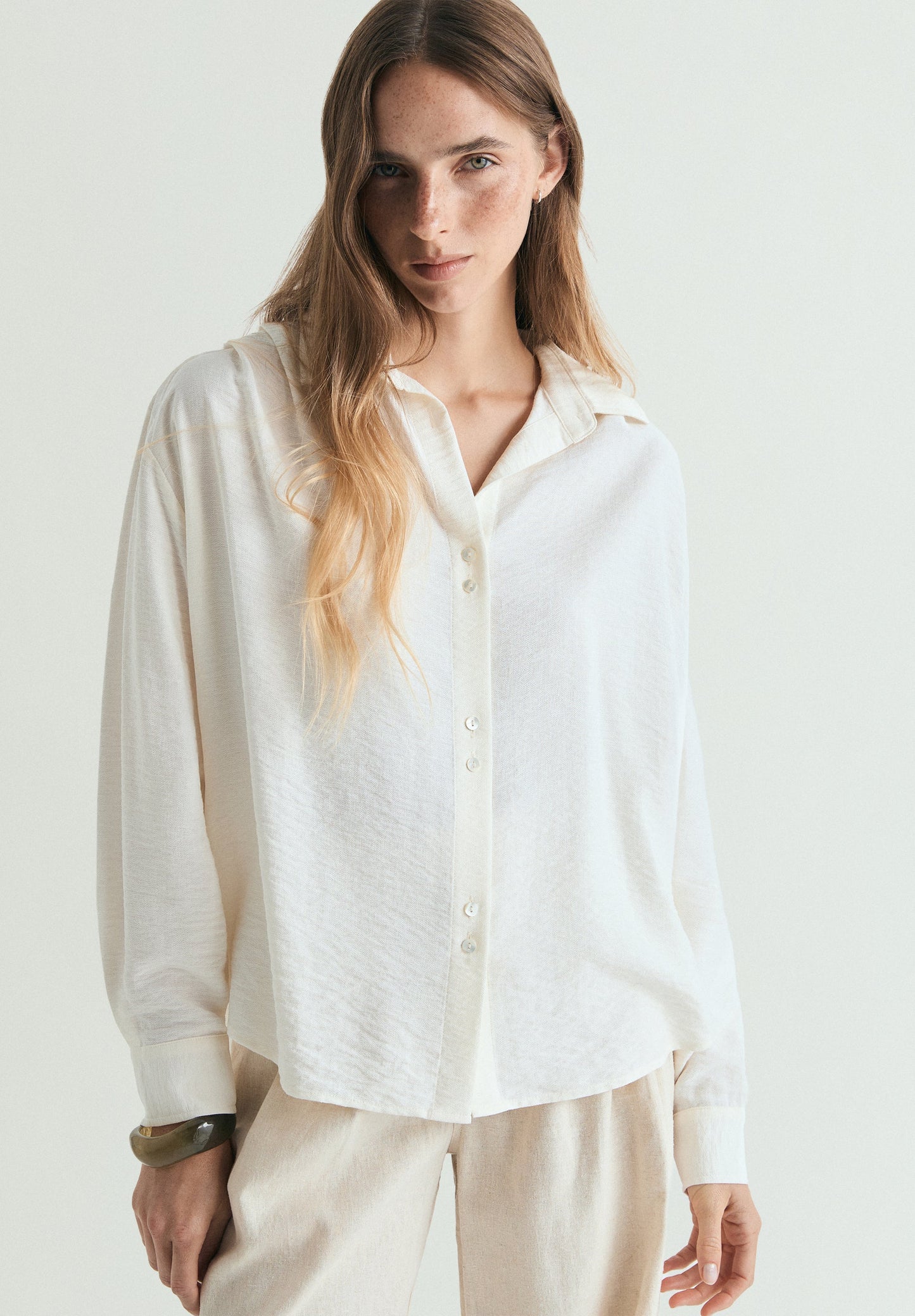 CAMISA FLUIDA PREGAS