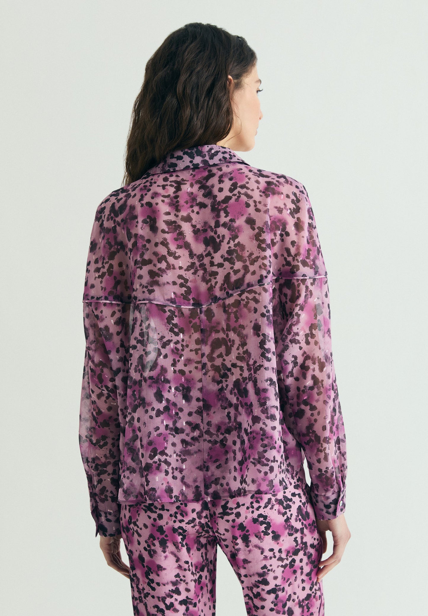 BLUSA FLUIDA ESTAMPADO ANIMAL