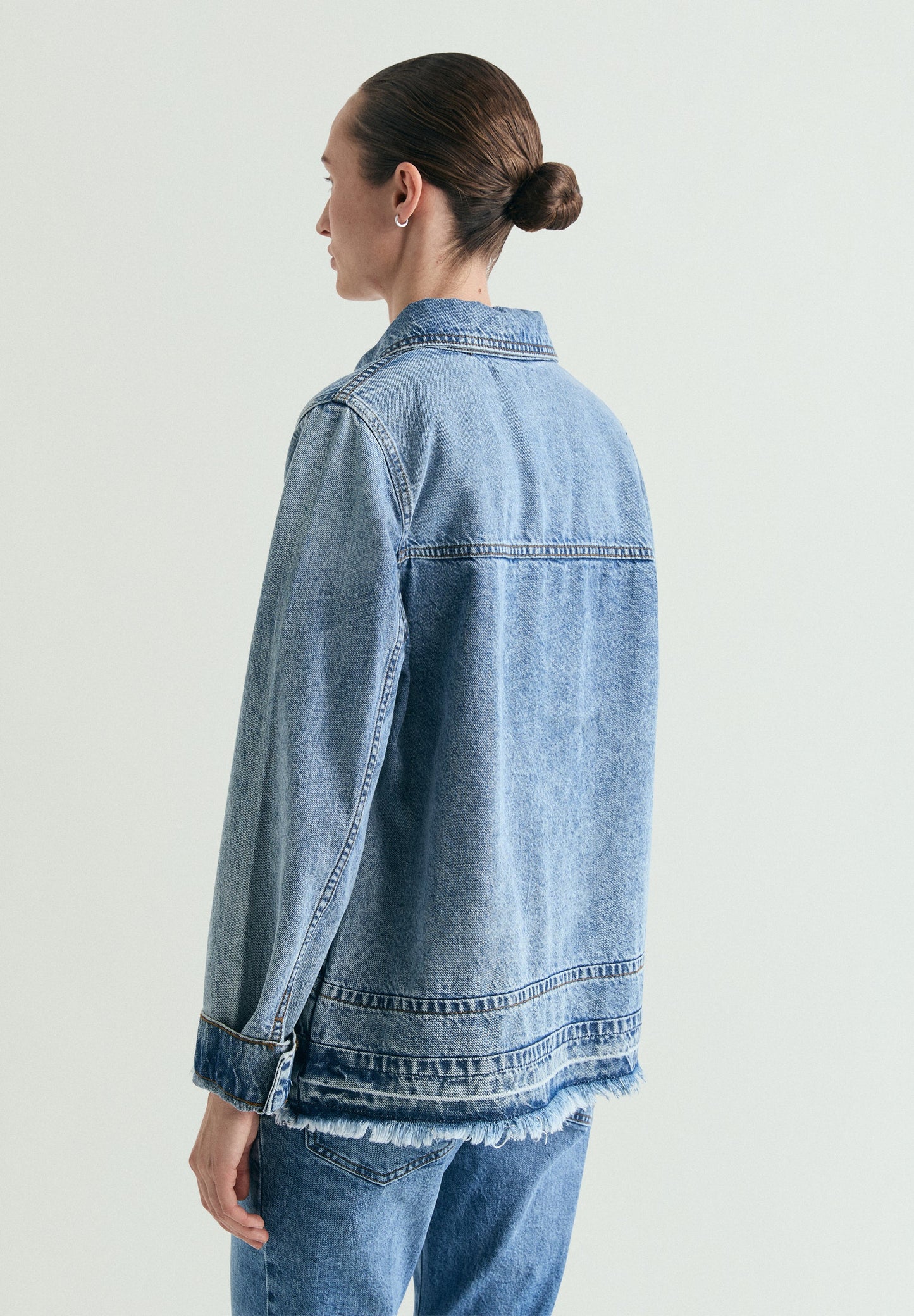 CAMISA DENIM DESBOTADA