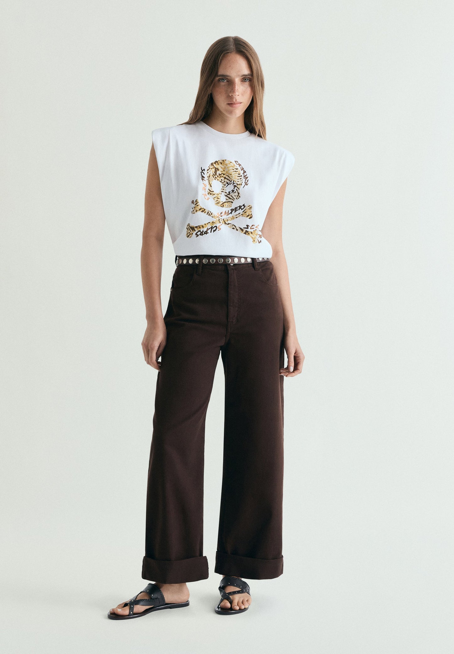 T-SHIRT DE MANGA CAVA COM PADRÃO