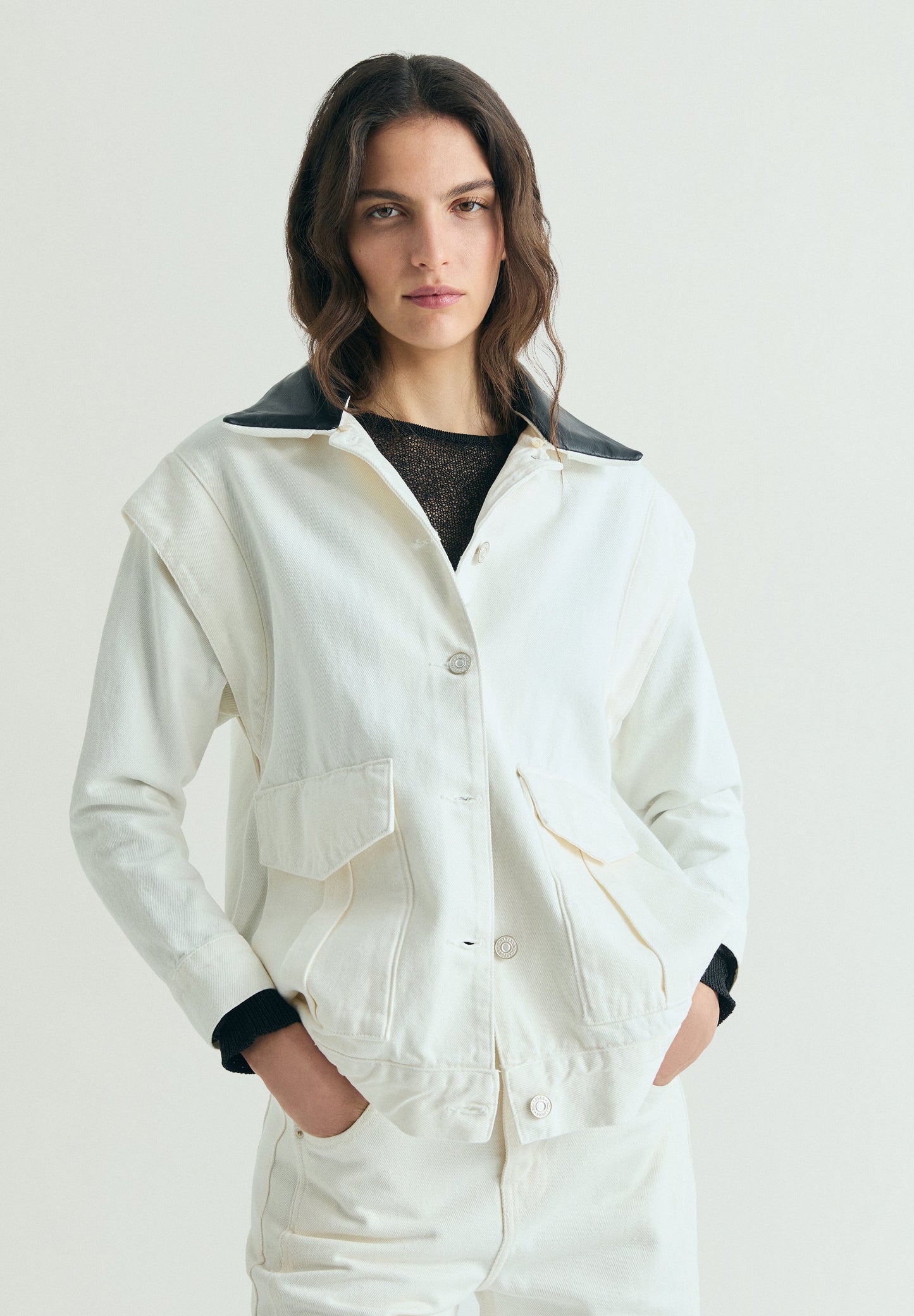 CARDIGAN DENIM EM CONTRASTE
