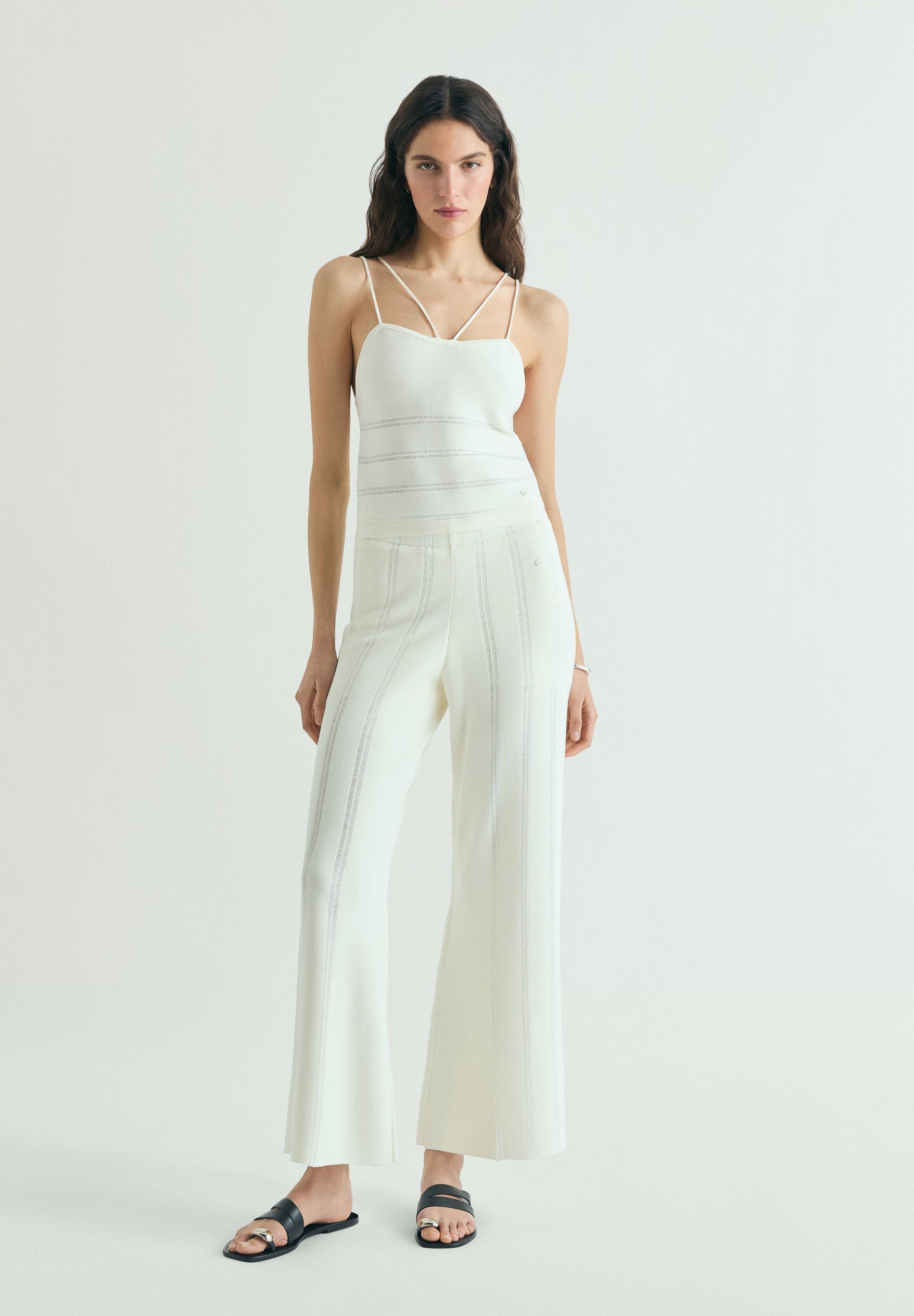 CALÇAS PORMENOR CANELADO