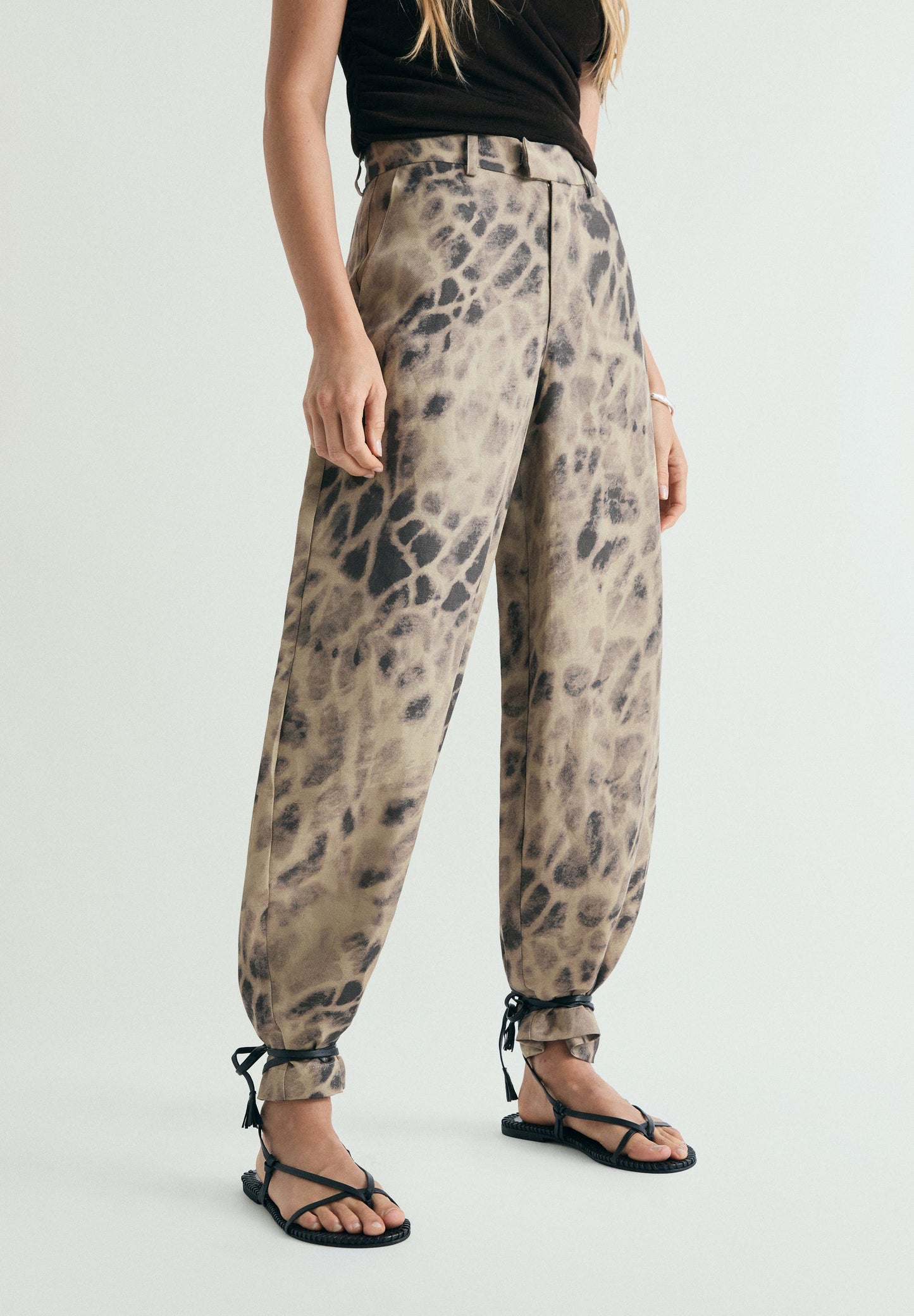 CALÇAS DE LINHO BALLOON