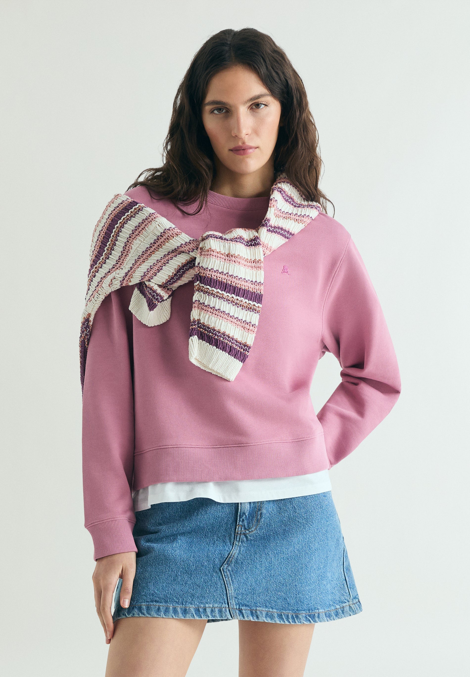 SWEATSHIRT BÁSICA COM SKULL