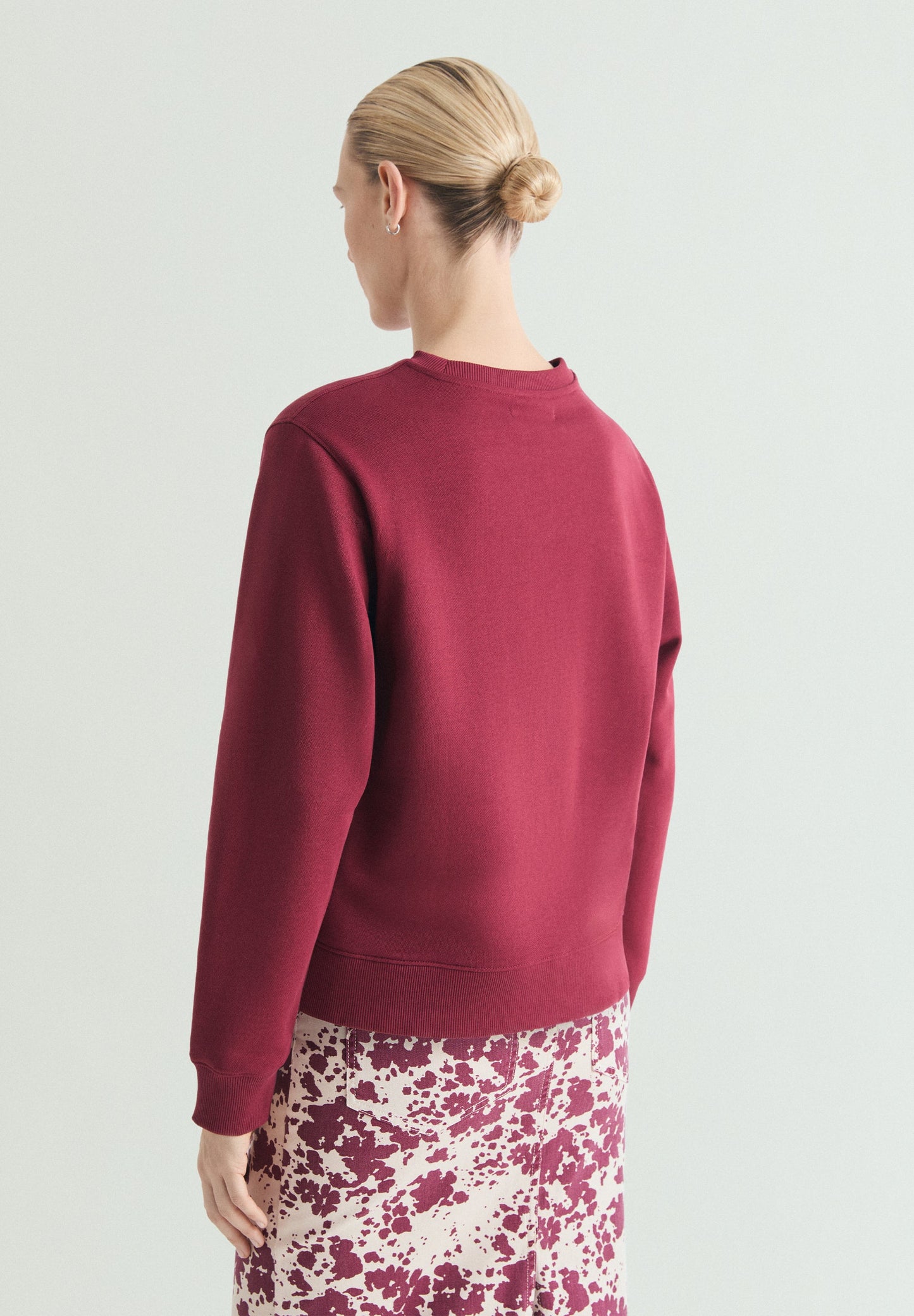 SWEATSHIRT BÁSICA COM SKULL