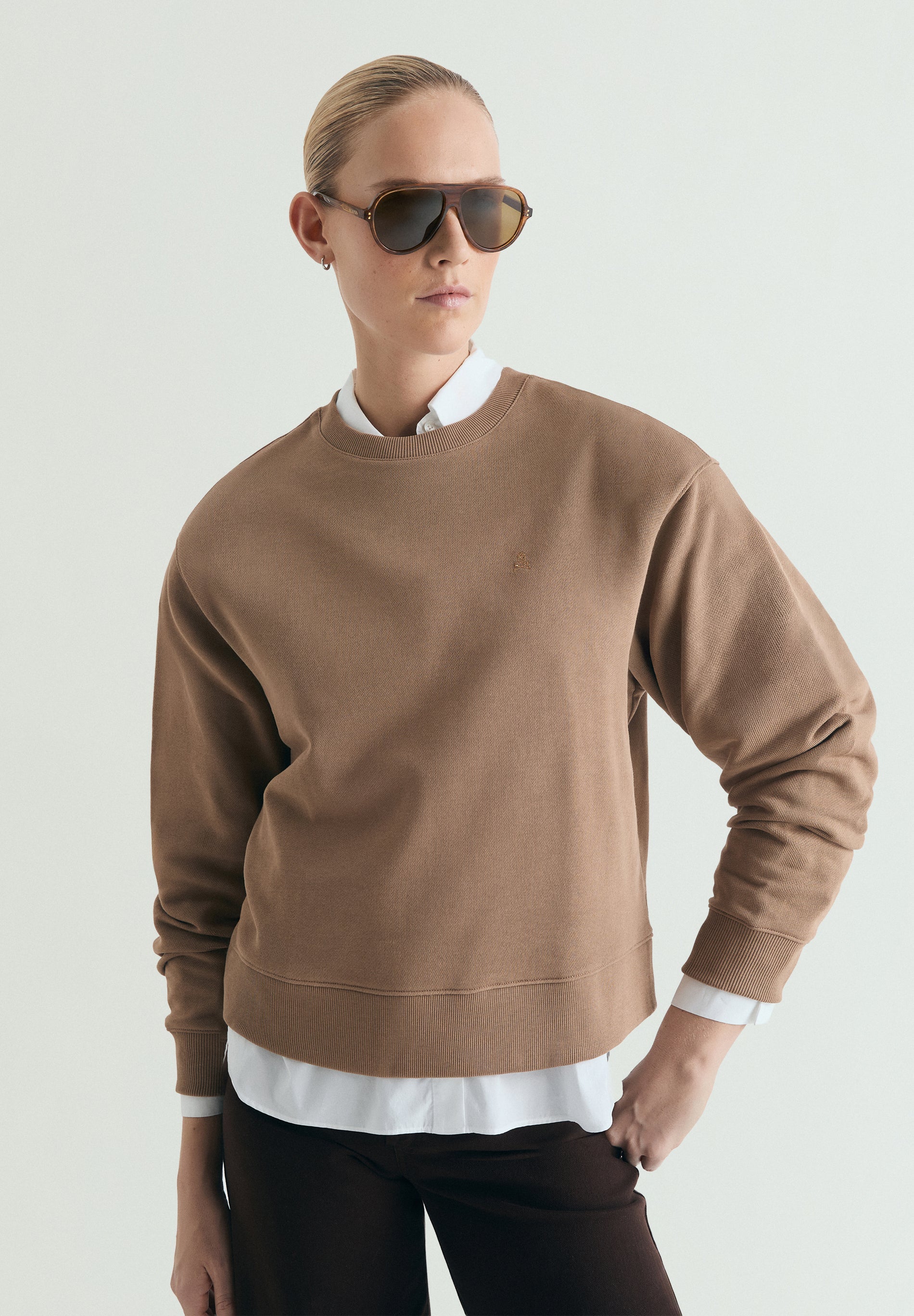 SWEATSHIRT BÁSICA COM SKULL