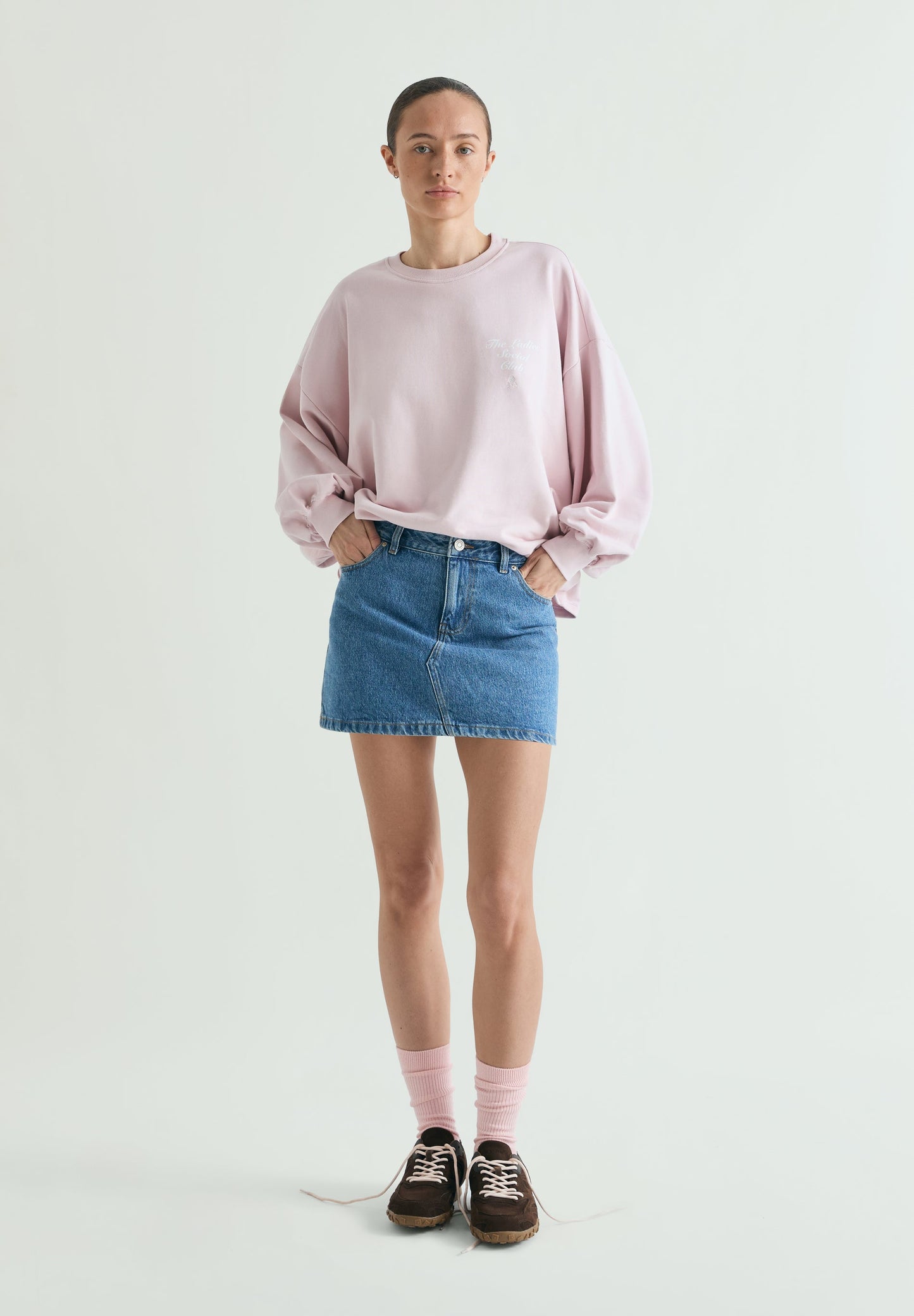 SWEATSHIRT COM MANGAS ABALONADAS