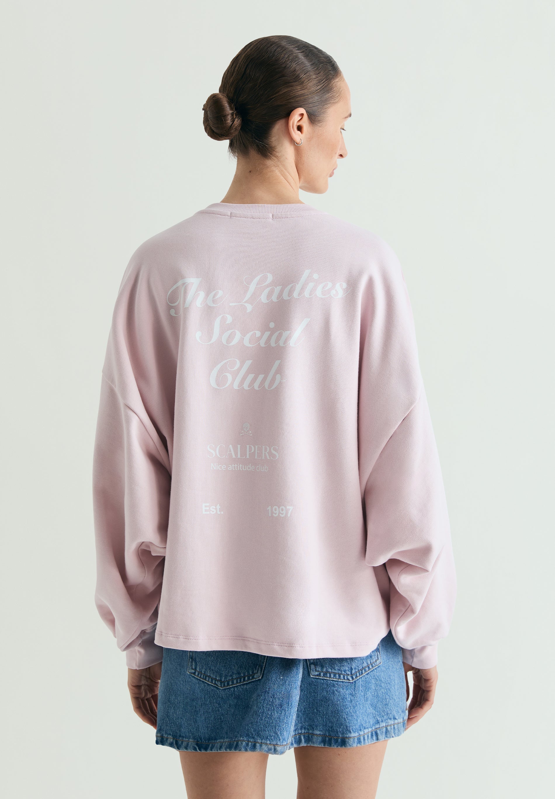 SWEATSHIRT COM MANGAS ABALONADAS